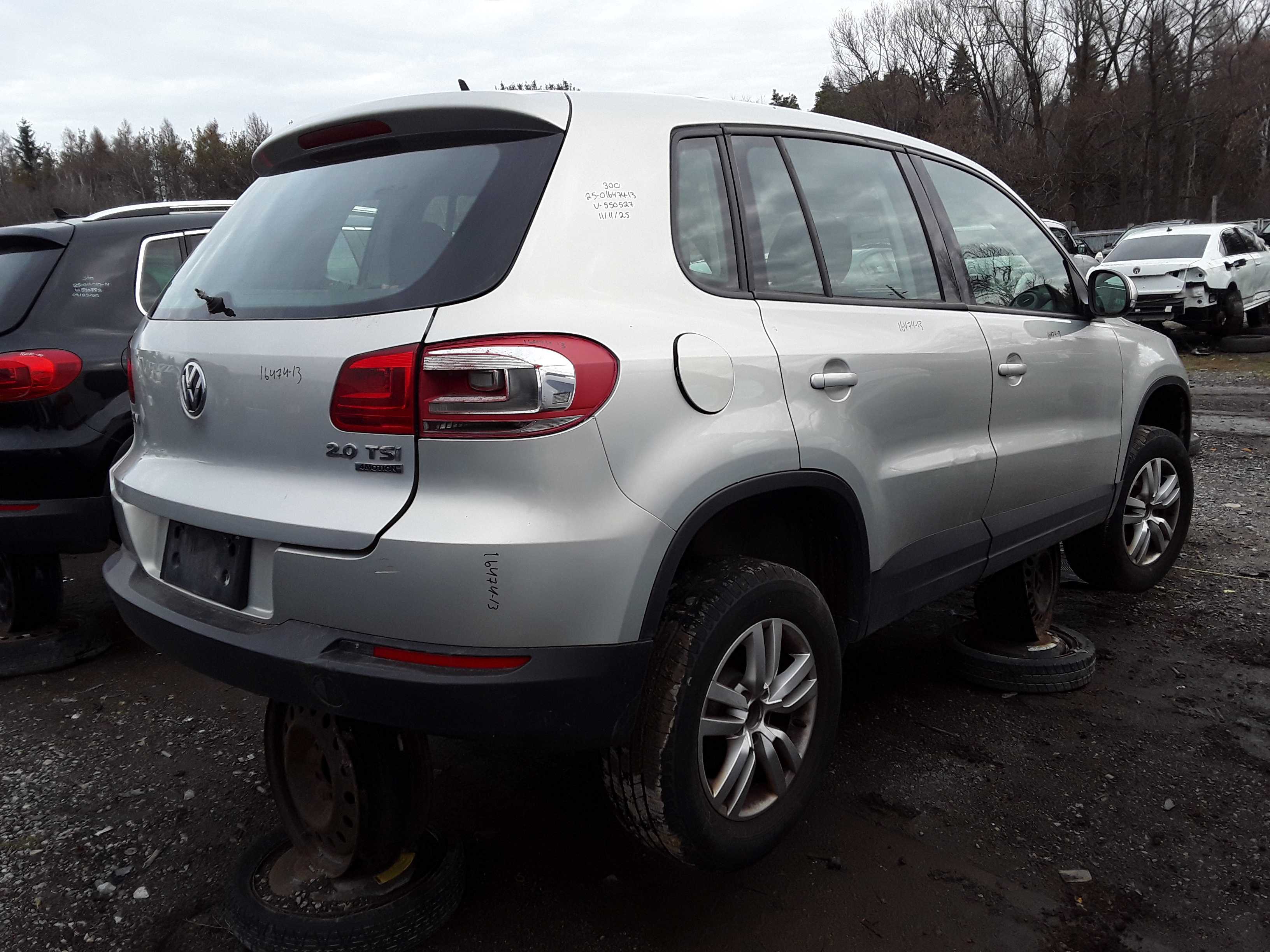 VOLKSWAGEN TIGUAN 2013