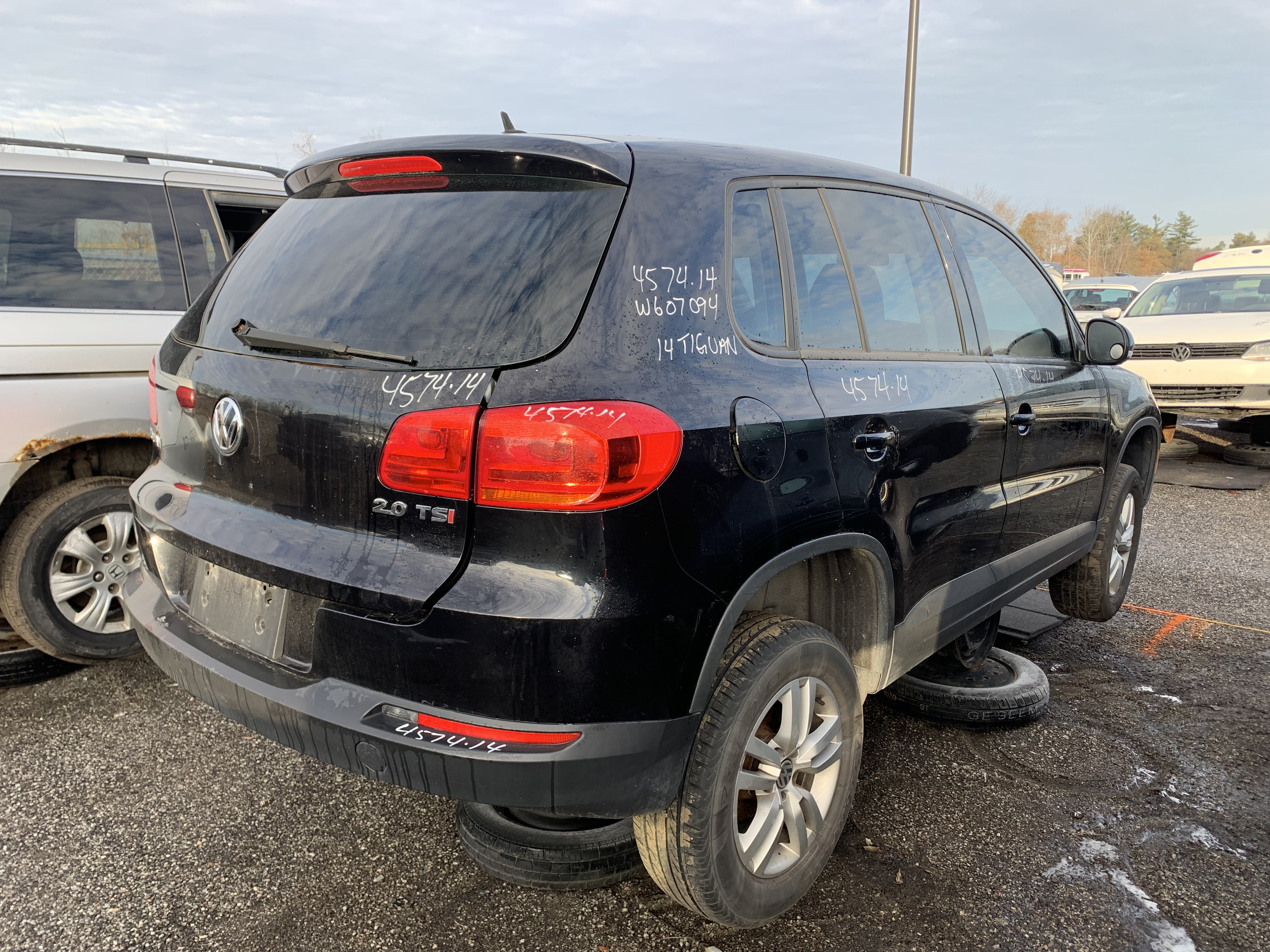 VOLKSWAGEN TIGUAN 2014
