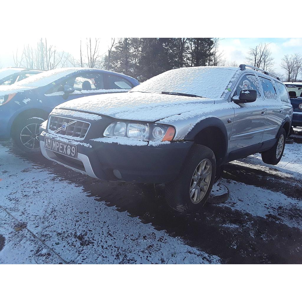 VOLVO XC70 2005