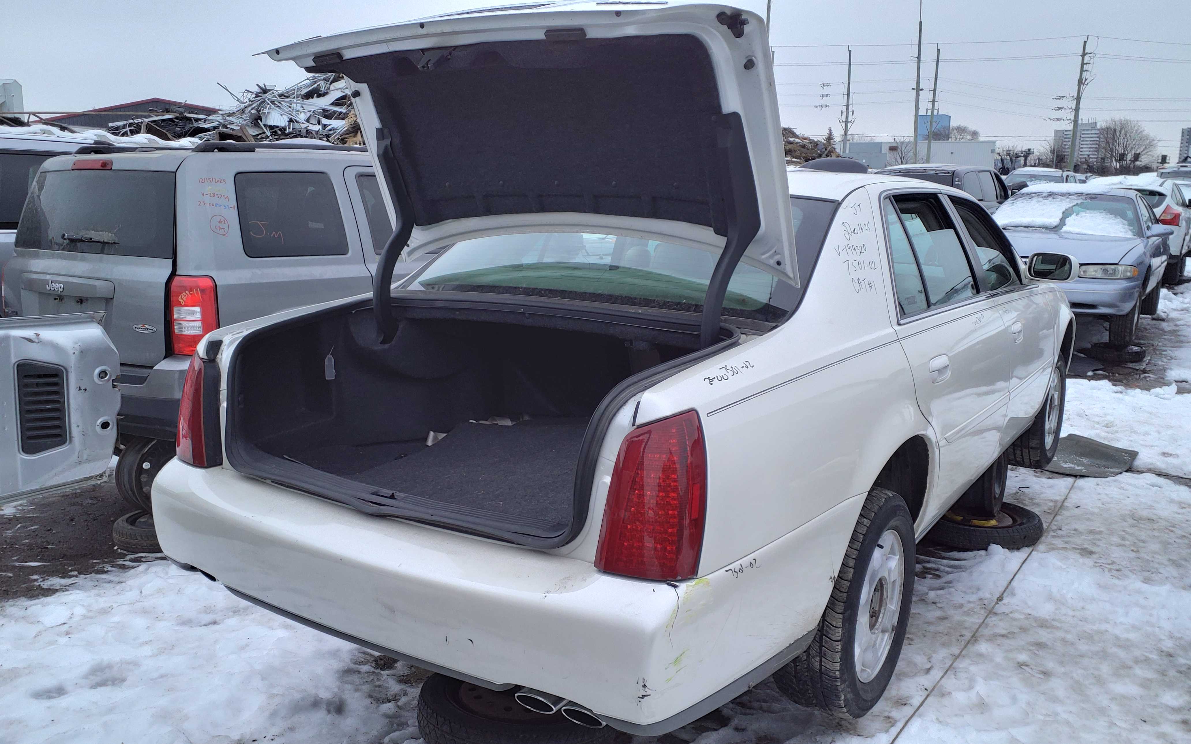 CADILLAC DEVILLE 2002