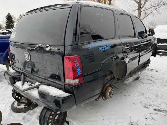 CADILLAC ESCALADE 2002
