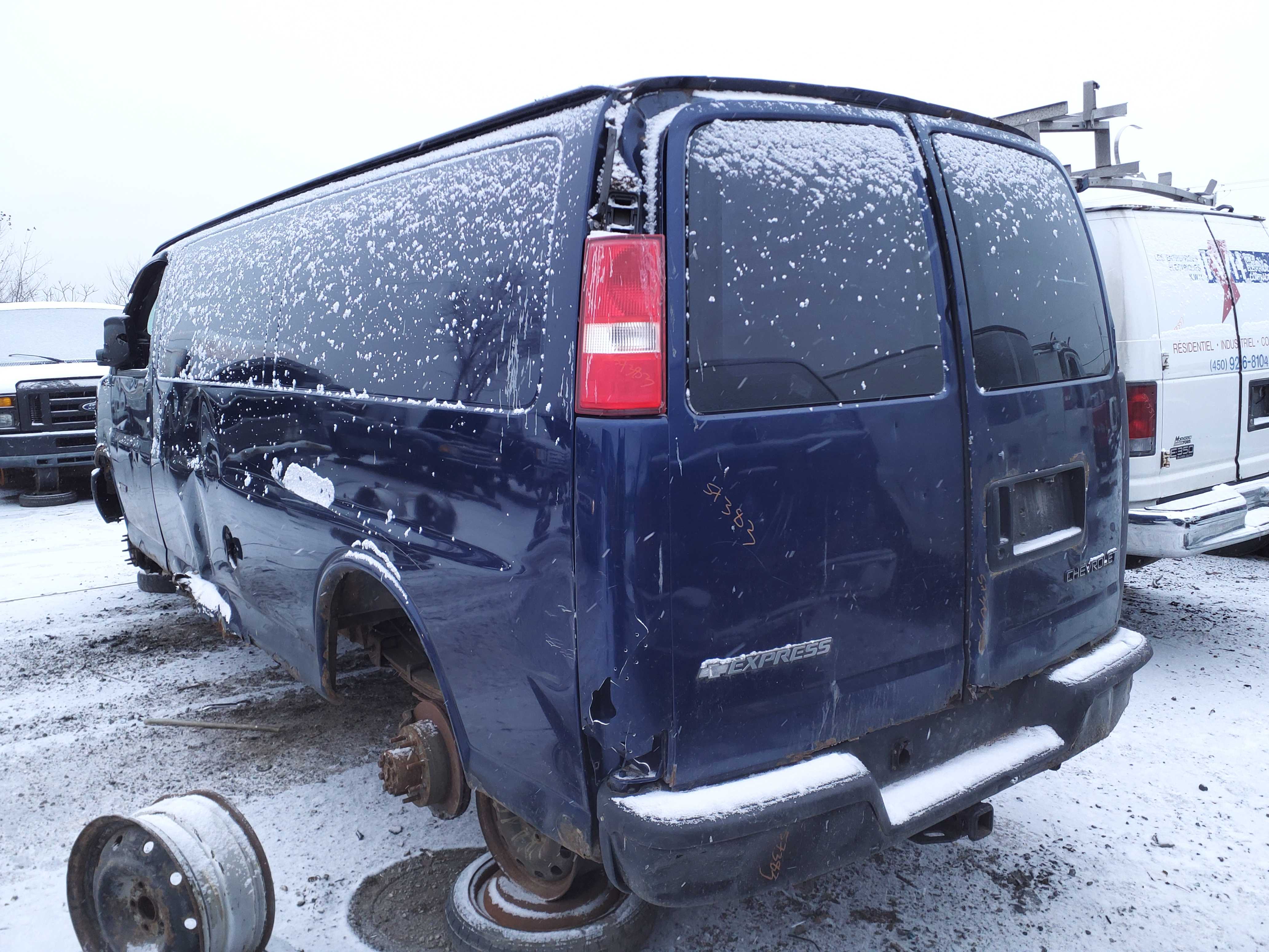 CHEVROLET EXPRESS VAN 2003