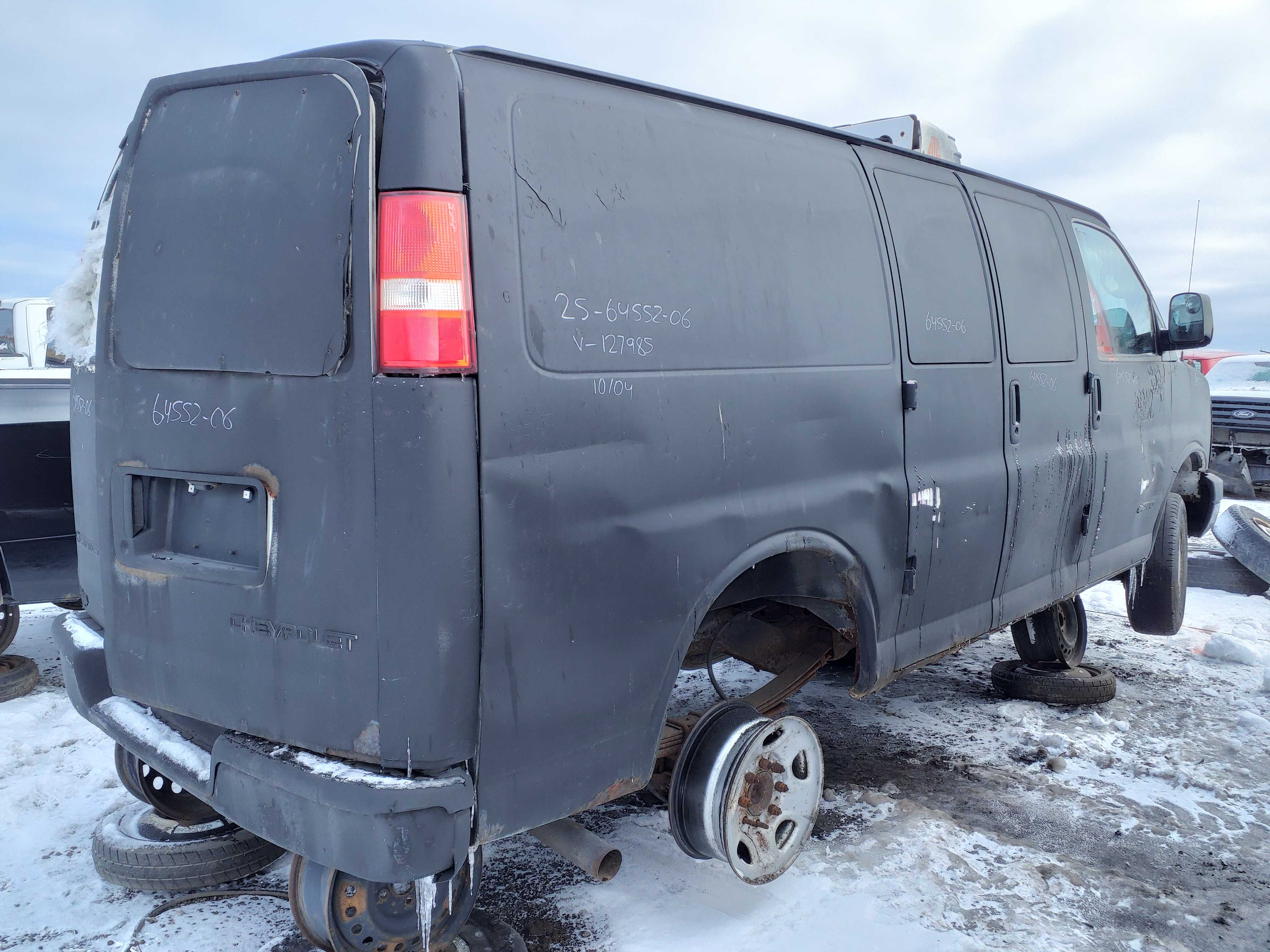CHEVROLET EXPRESS VAN 2006