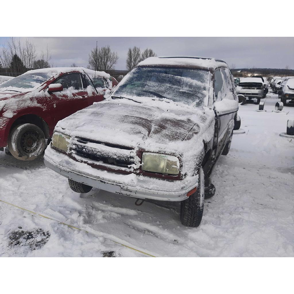 CHEVROLET TRACKER 2002