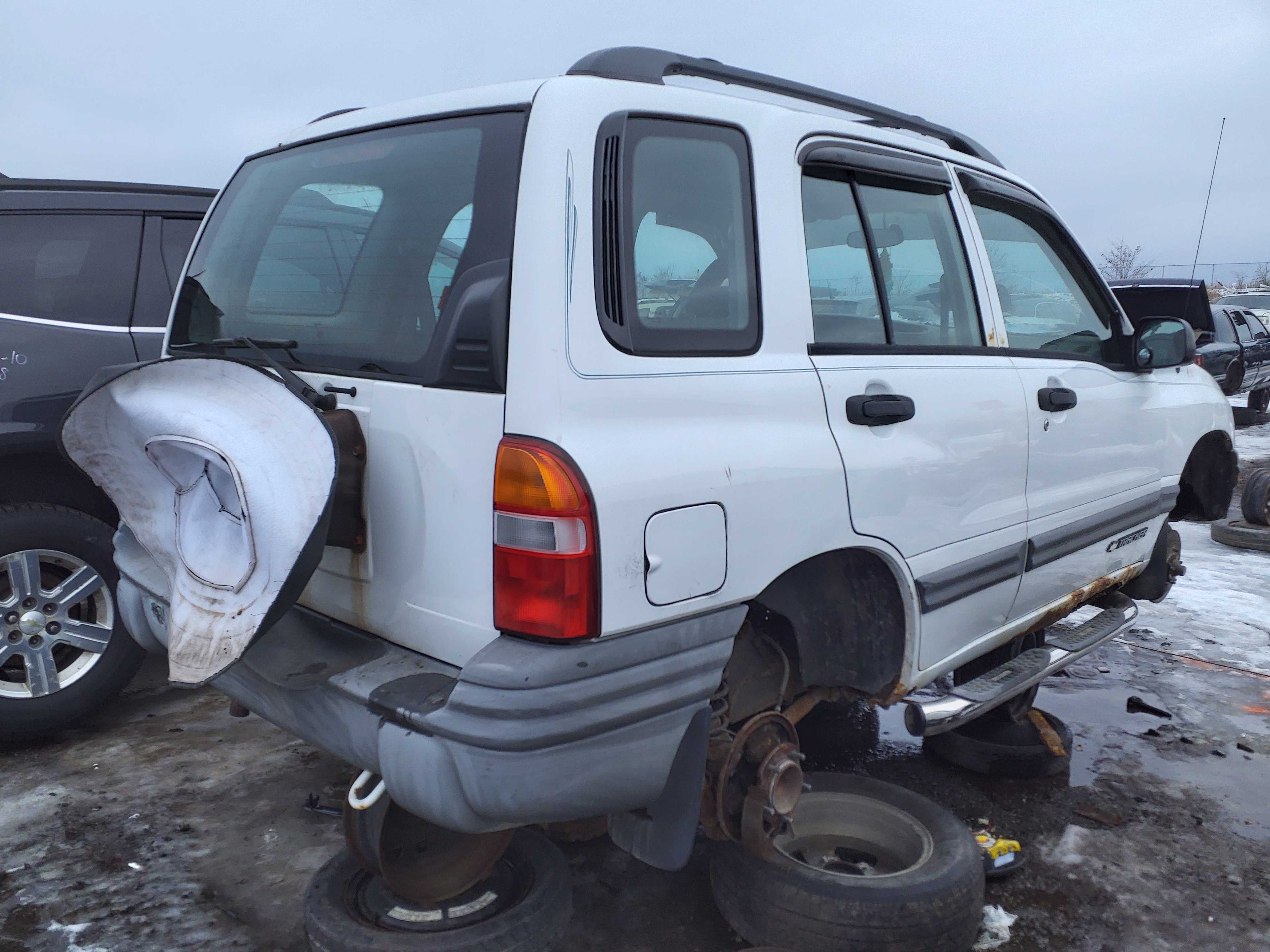 CHEVROLET TRACKER 2004