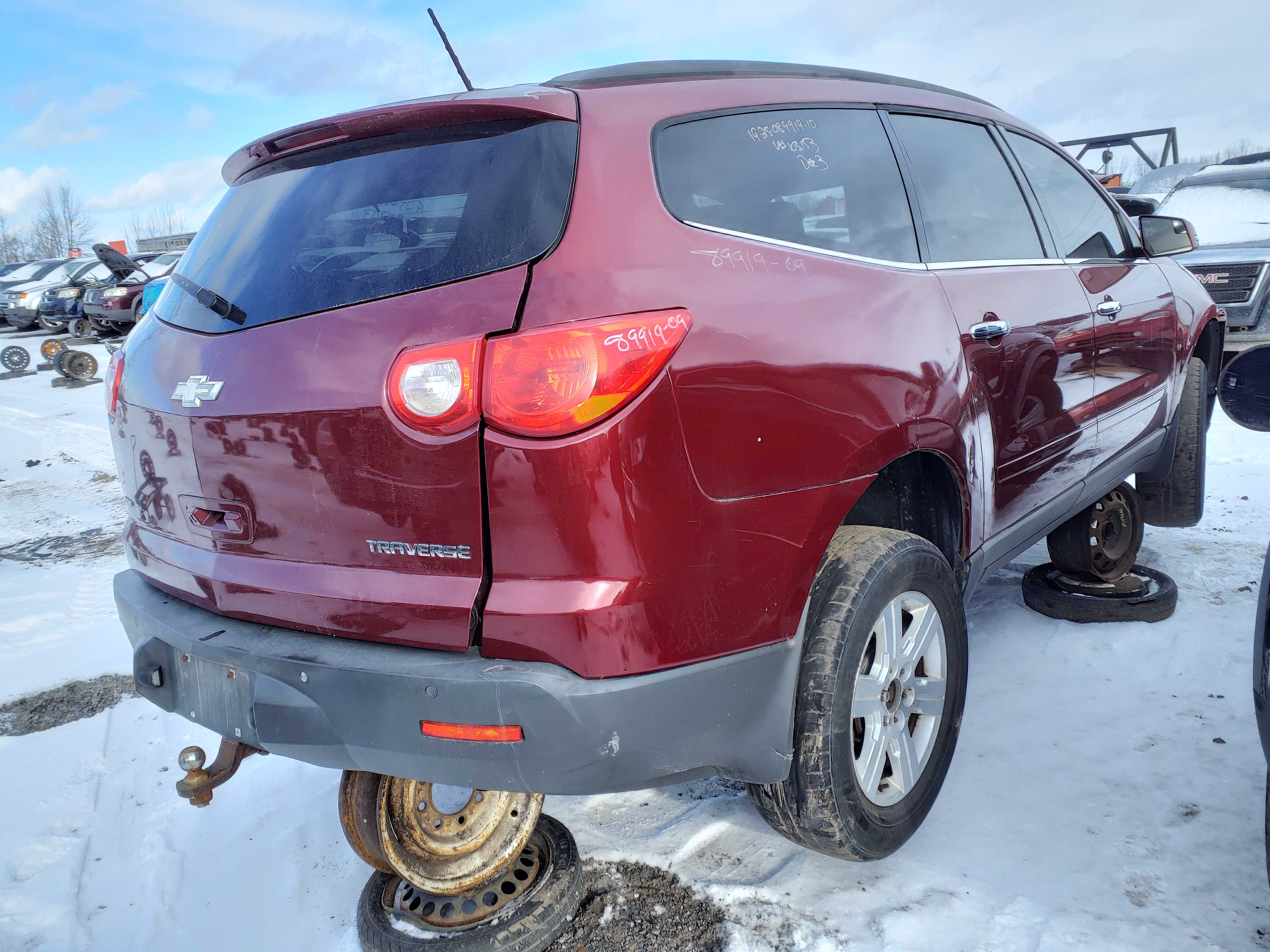 CHEVROLET TRAVERSE 2010