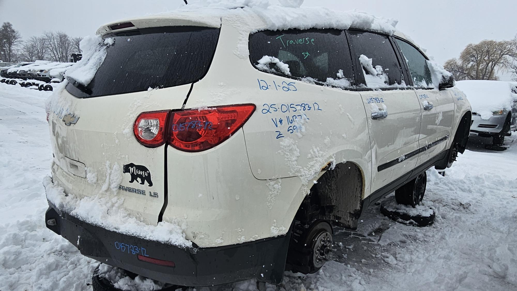 CHEVROLET TRAVERSE 2012