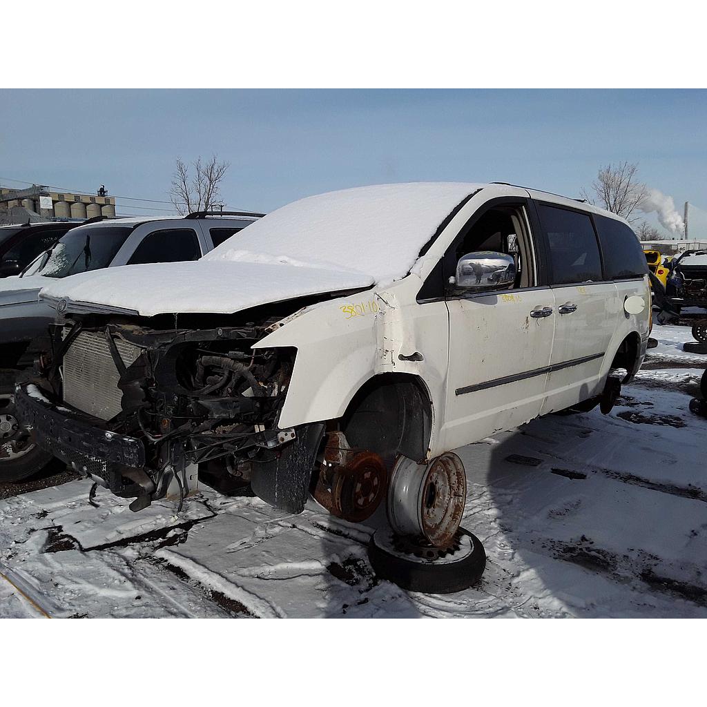 CHRYSLER TOWN &amp; COUNTRY 2010