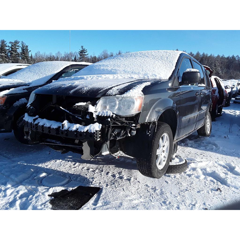 CHRYSLER TOWN &amp; COUNTRY 2011