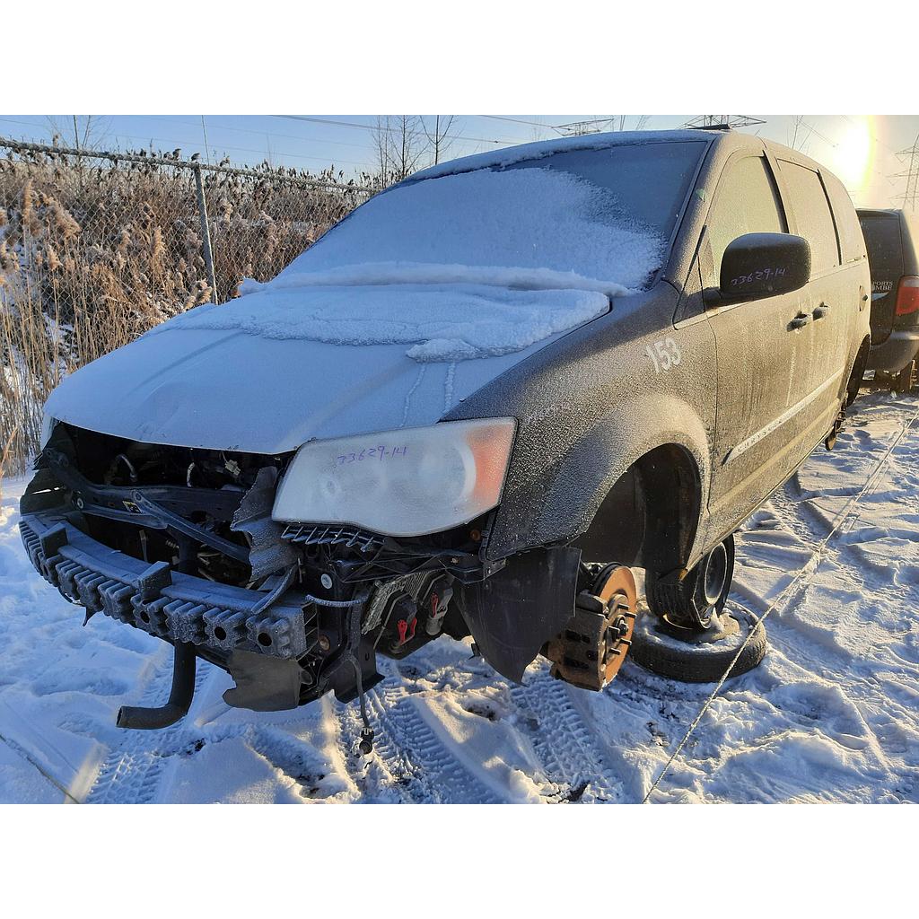 CHRYSLER TOWN &amp; COUNTRY 2014