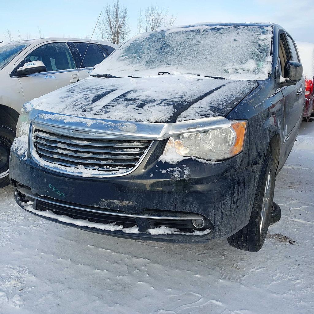 CHRYSLER TOWN & COUNTRY 2015