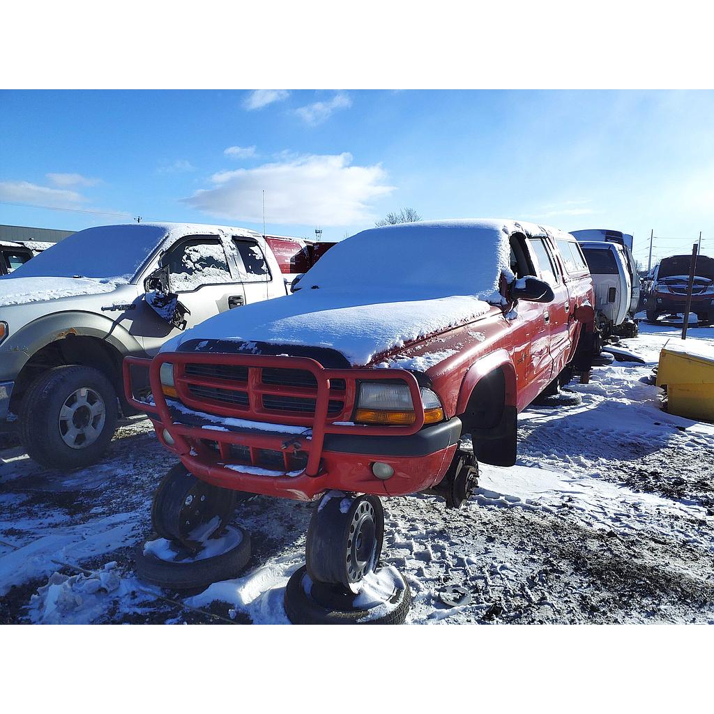 DODGE DAKOTA 2002