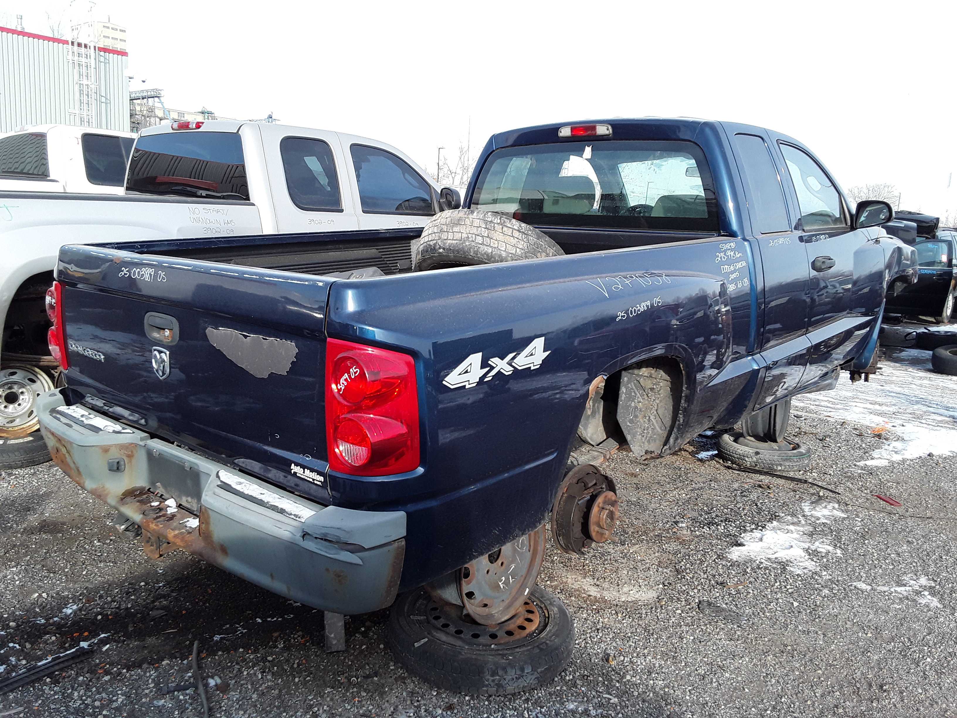 DODGE DAKOTA 2005