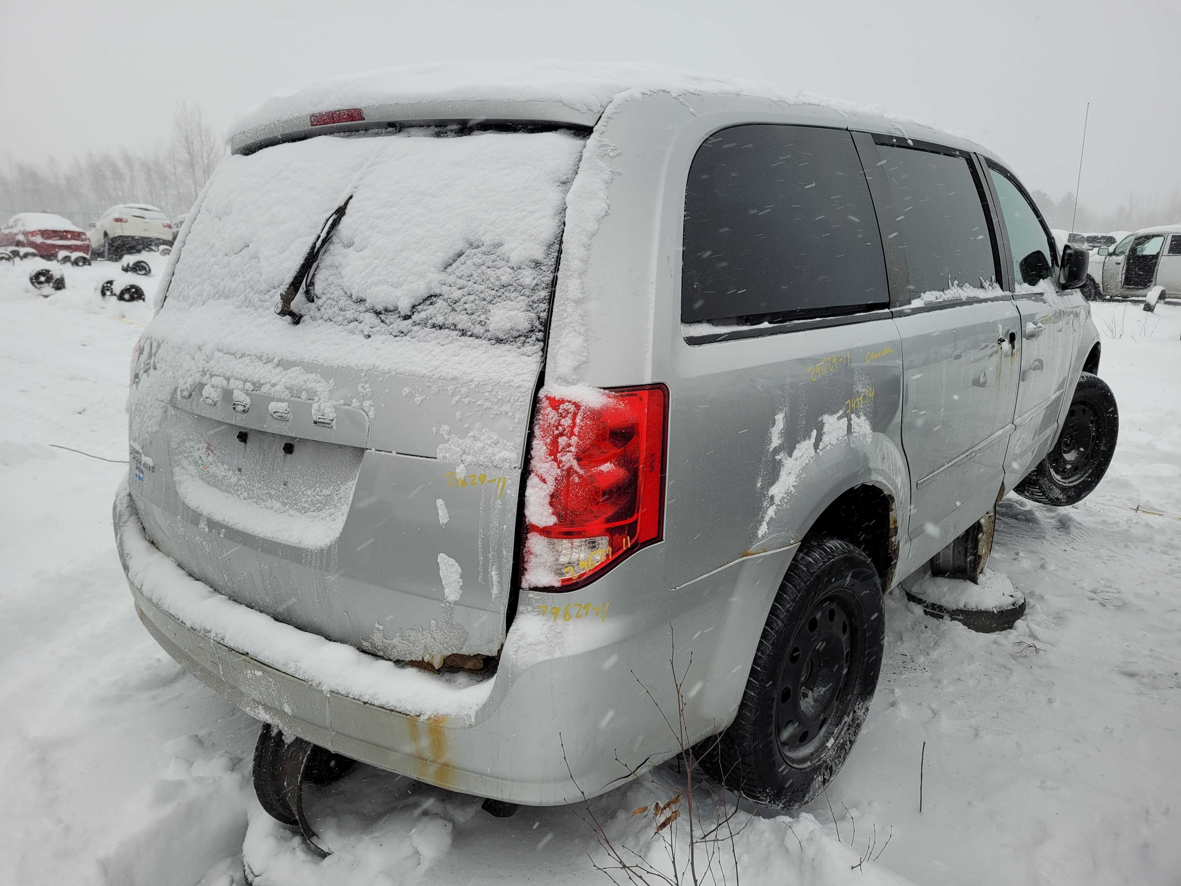 DODGE GRAND CARAVAN 2011