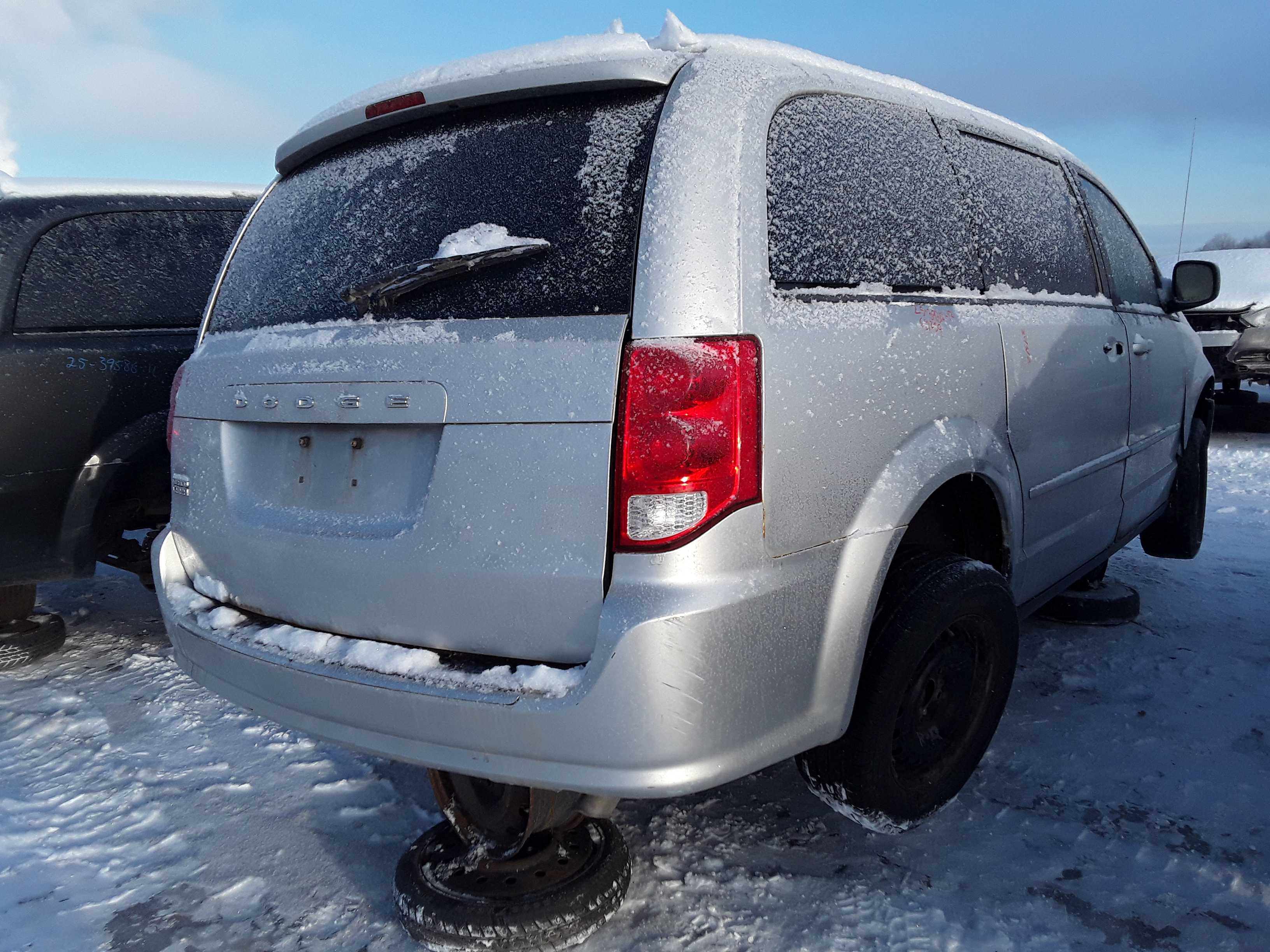 DODGE GRAND CARAVAN 2011