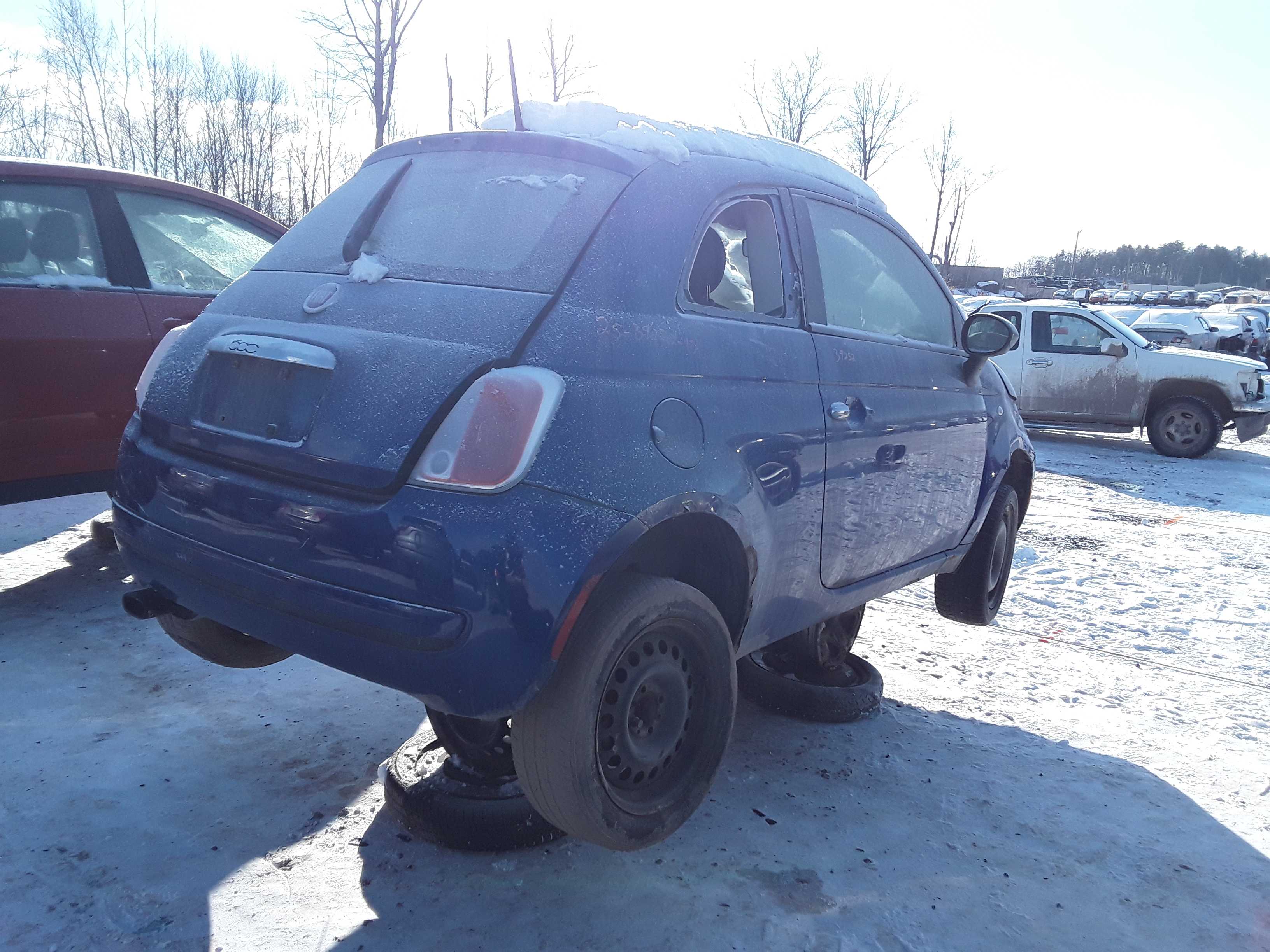 FIAT 500 2013 | Levis | Kenny U-Pull