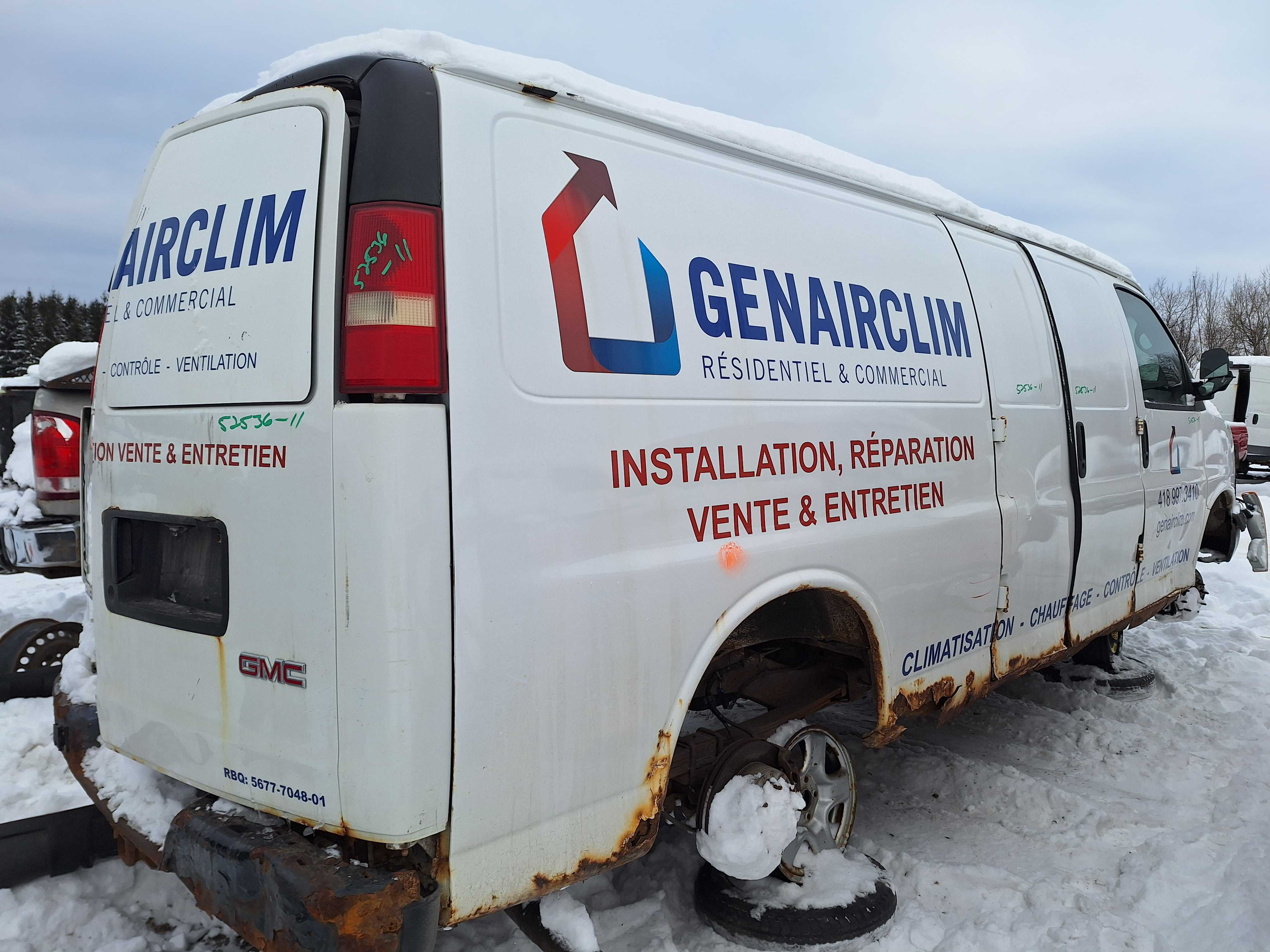 GMC SAVANA CARGO 2011