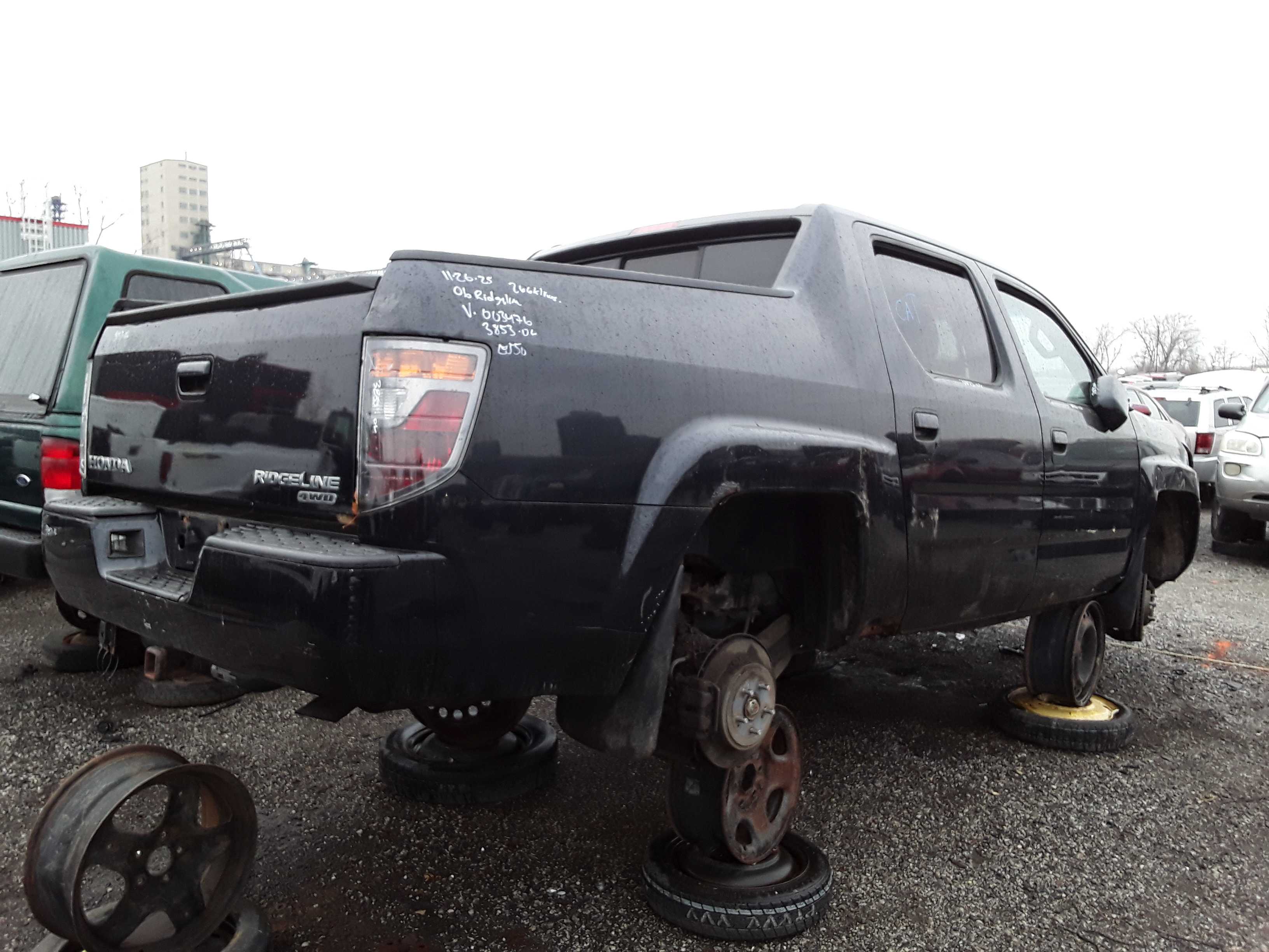 HONDA RIDGELINE 2006