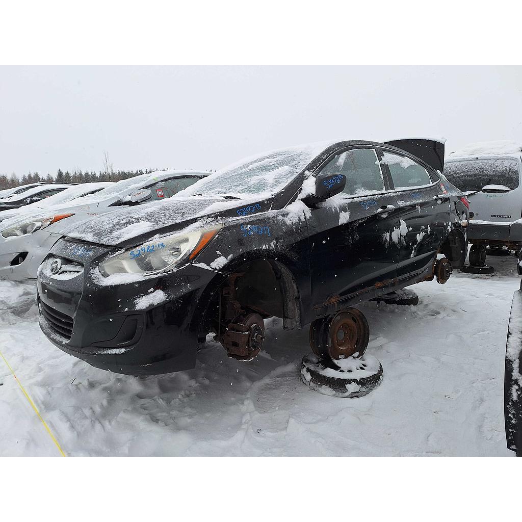 HYUNDAI ACCENT 2013