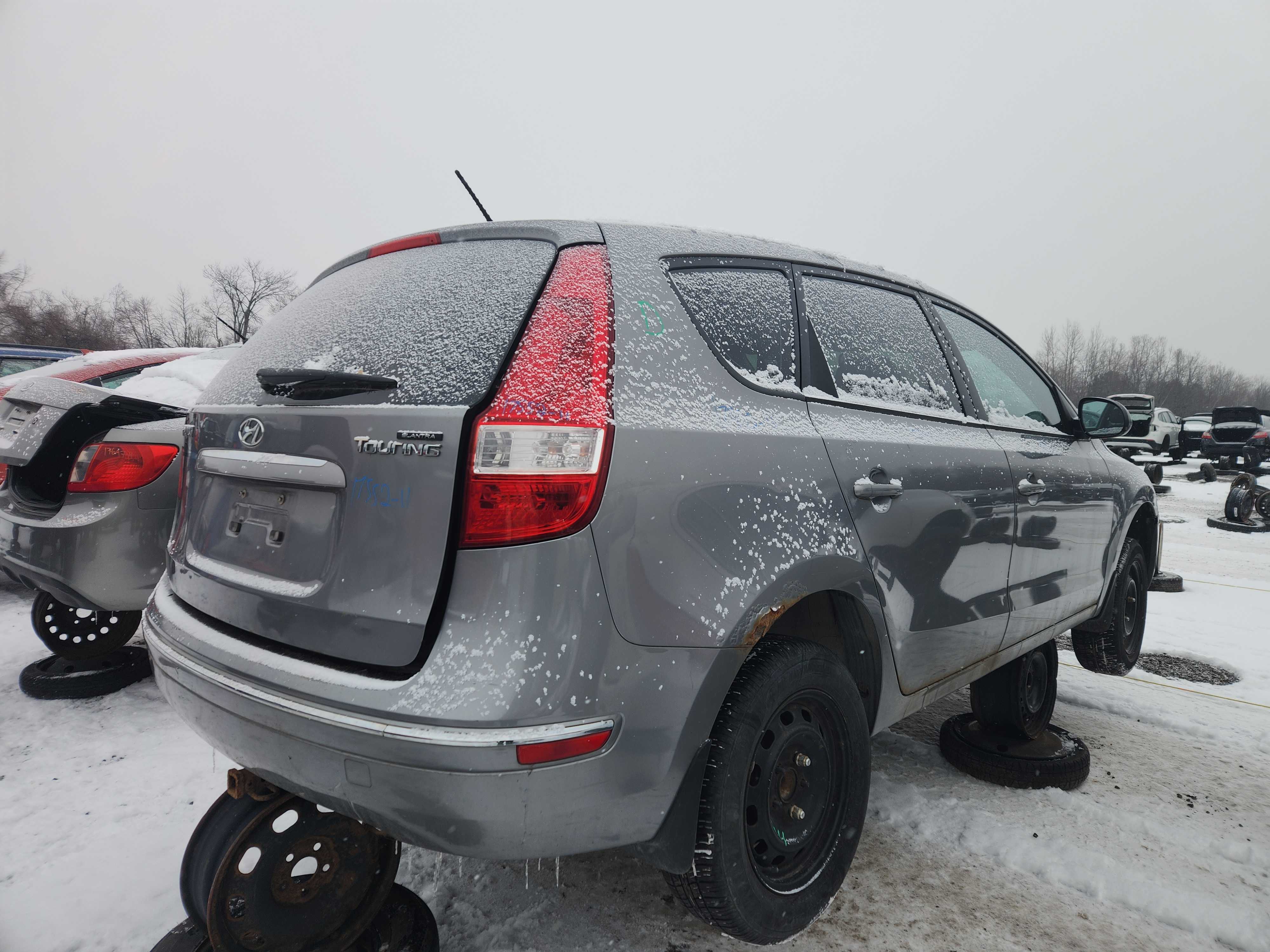 HYUNDAI ELANTRA 2011