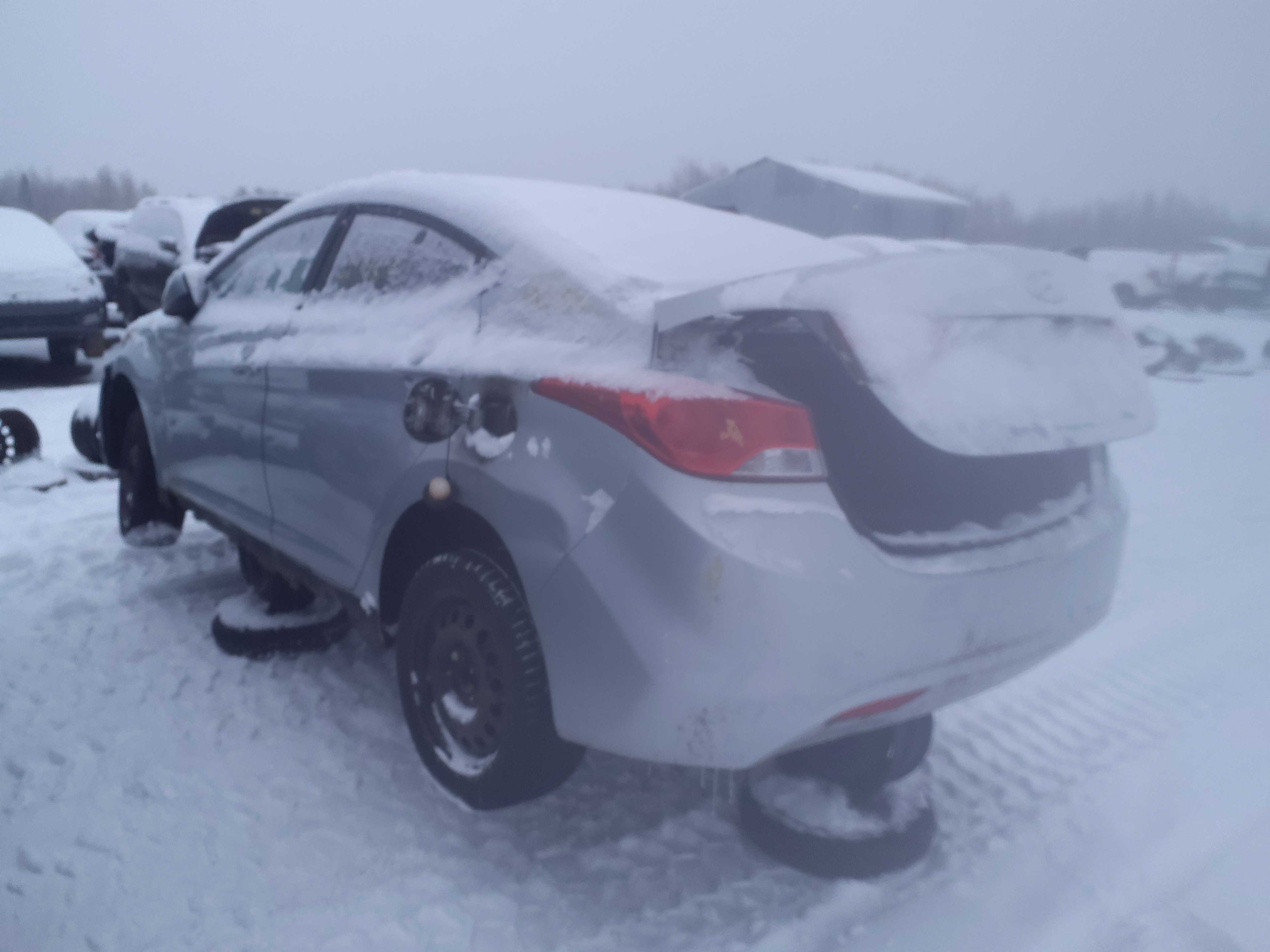 HYUNDAI ELANTRA 2011