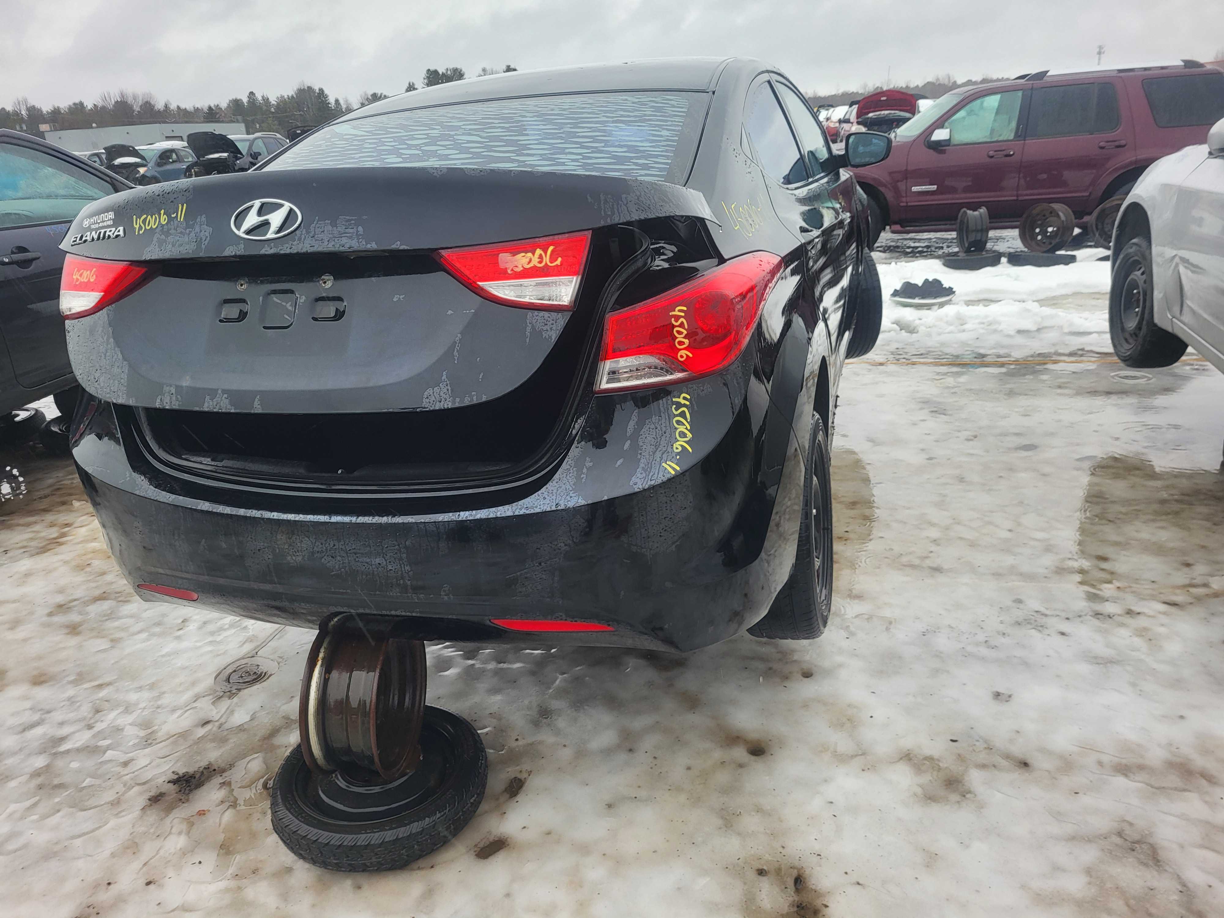 HYUNDAI ELANTRA 2011