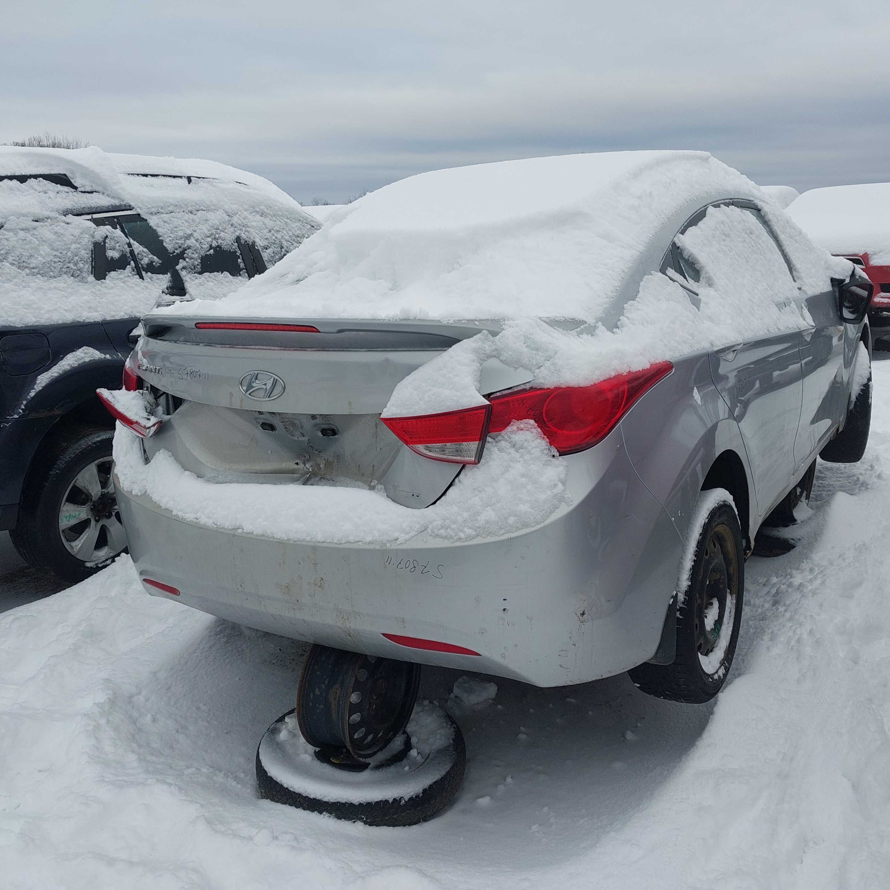 HYUNDAI ELANTRA 2011