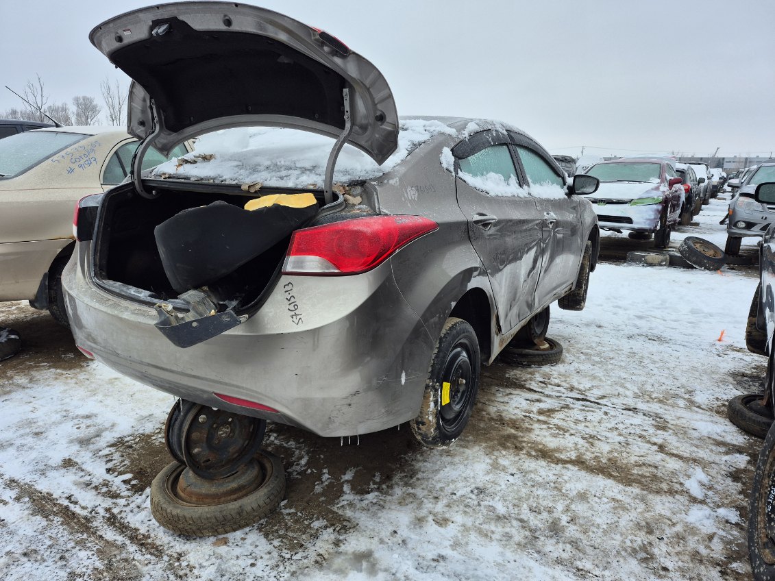 HYUNDAI ELANTRA 2013