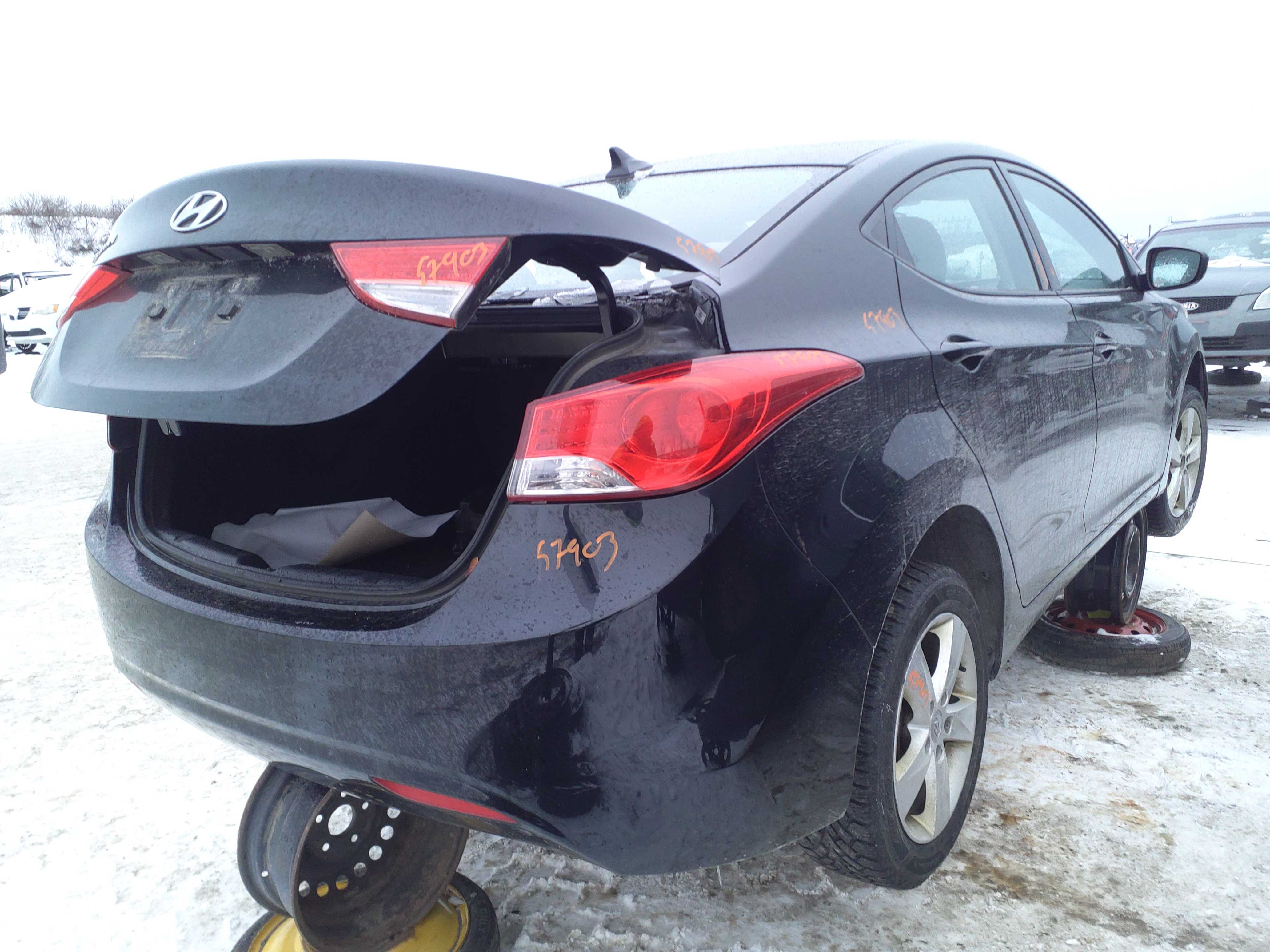 HYUNDAI ELANTRA 2013