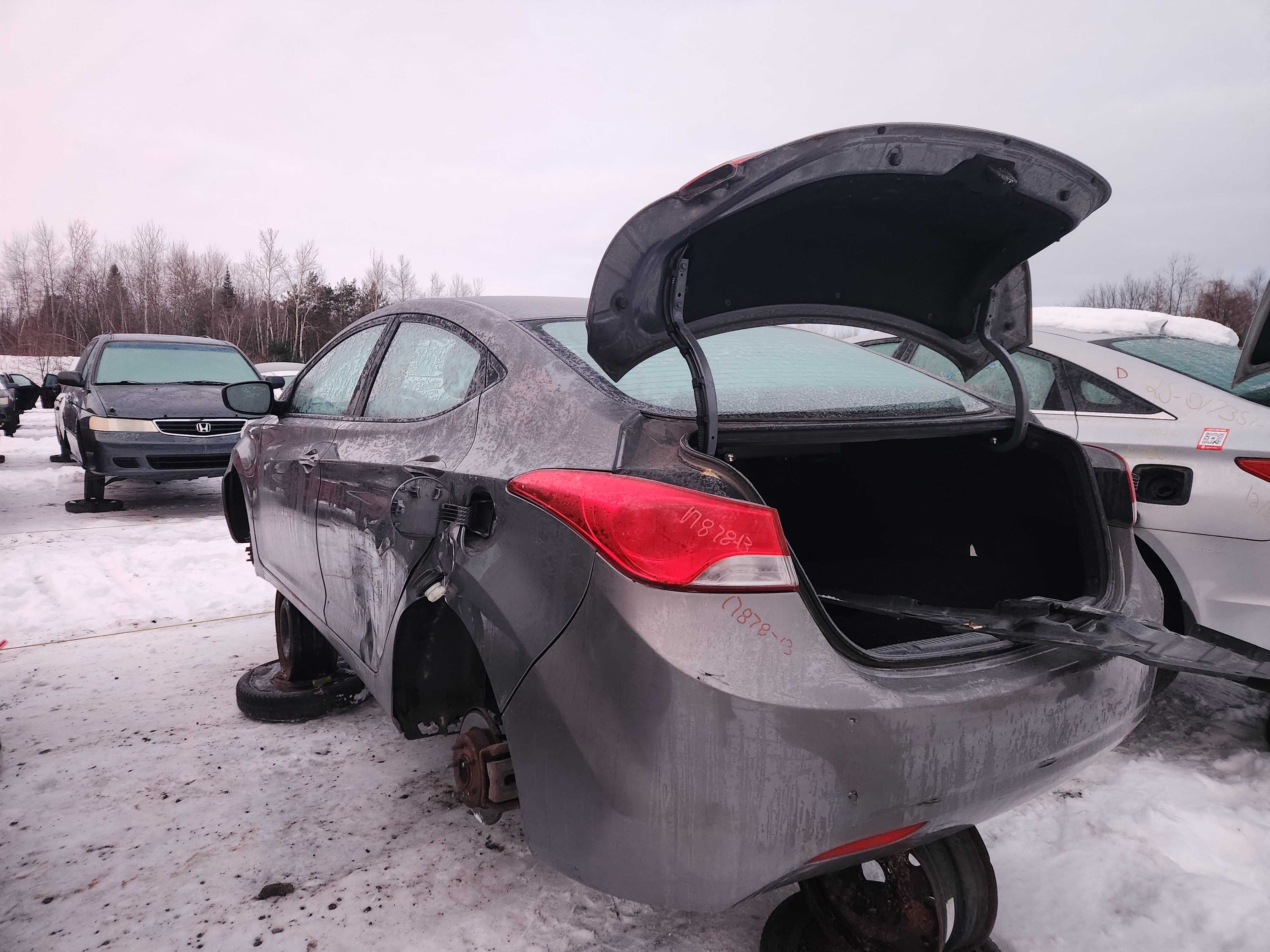 HYUNDAI ELANTRA 2013