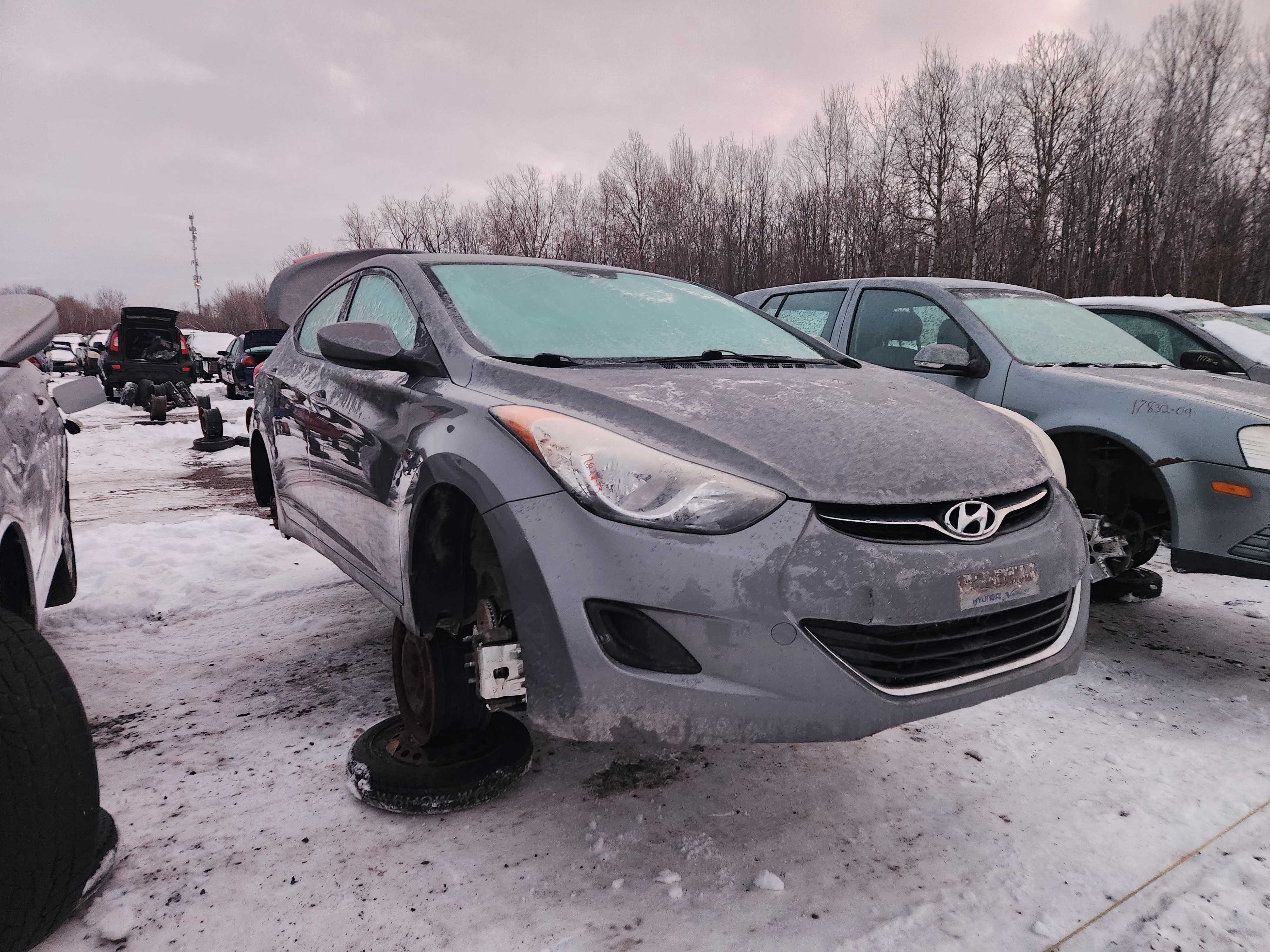 HYUNDAI ELANTRA 2013
