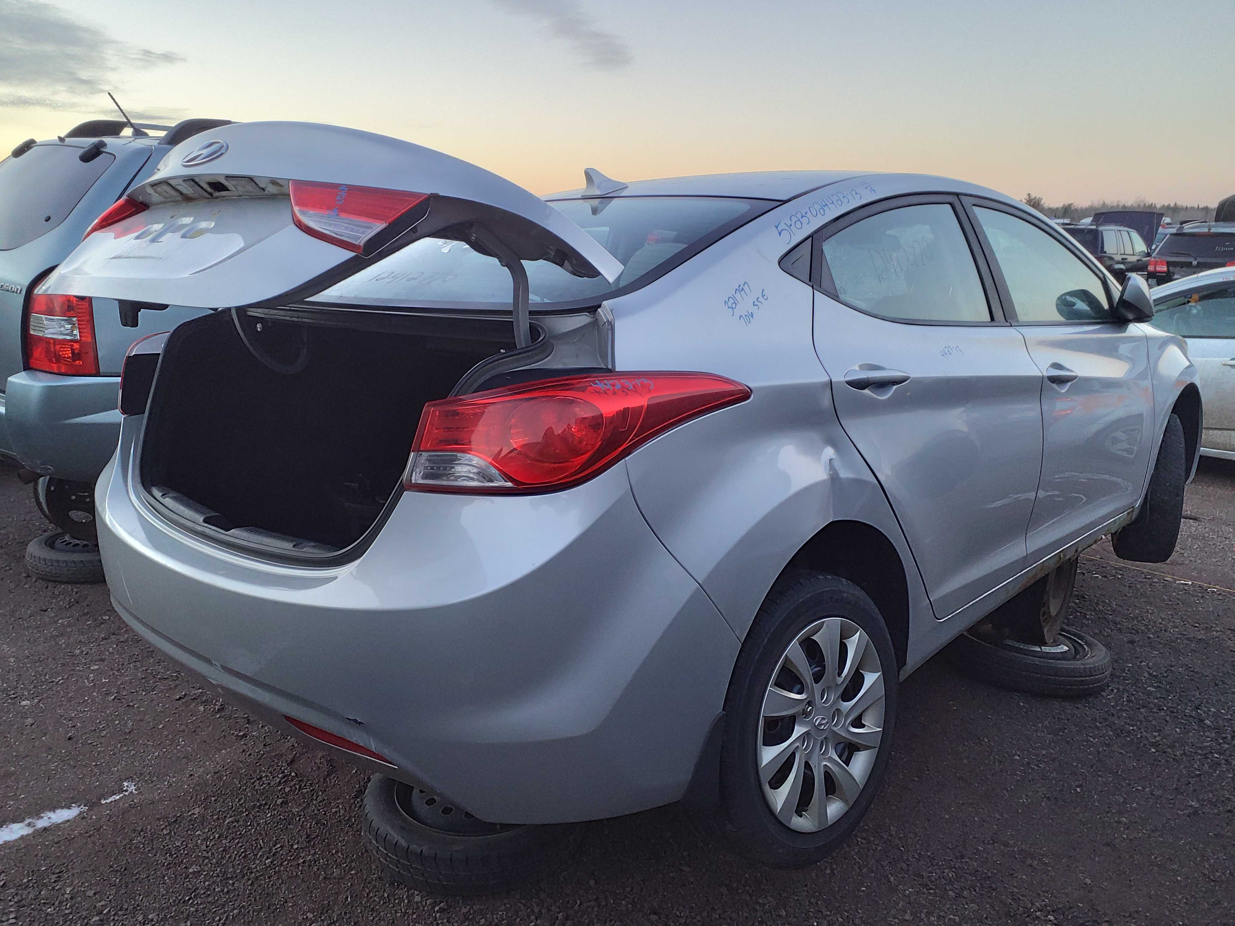 HYUNDAI ELANTRA 2013