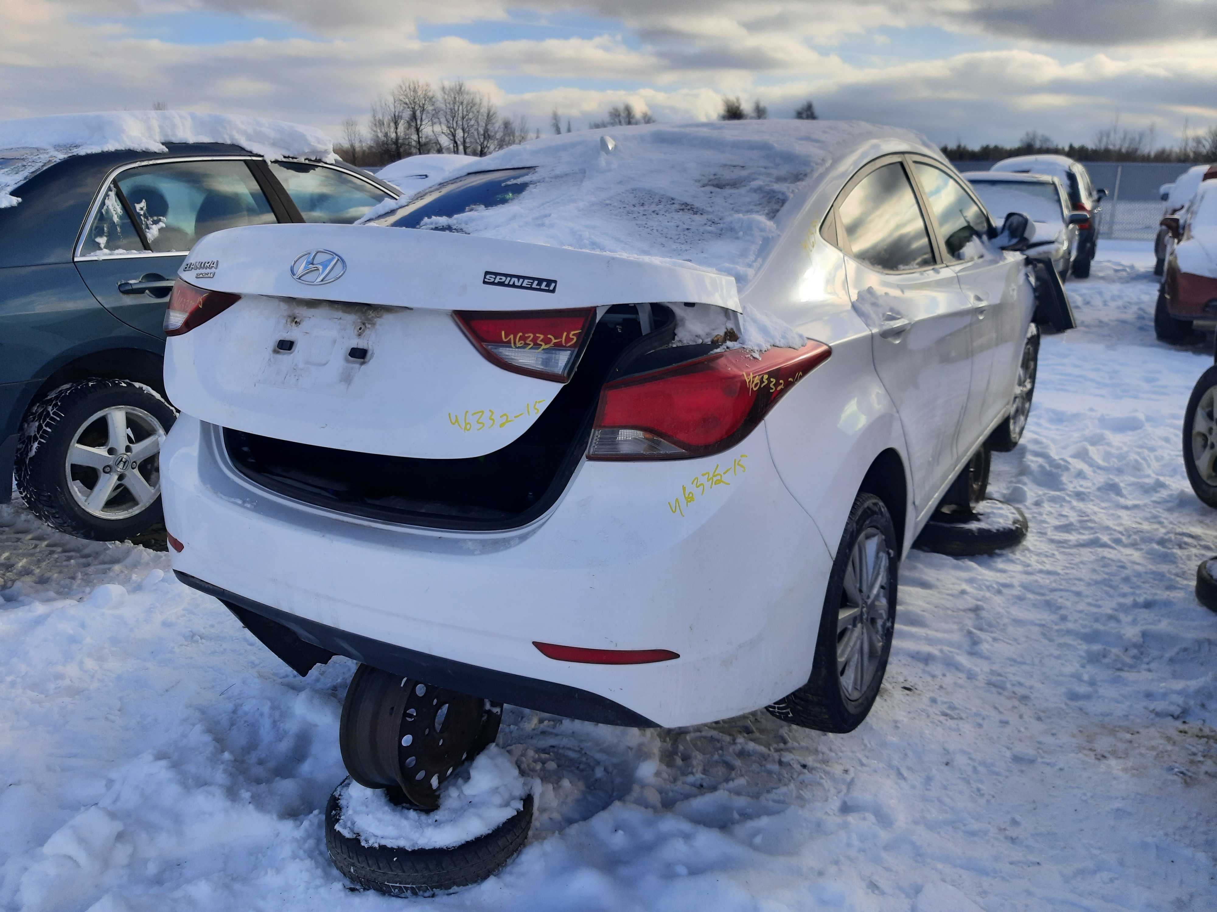 HYUNDAI ELANTRA 2015