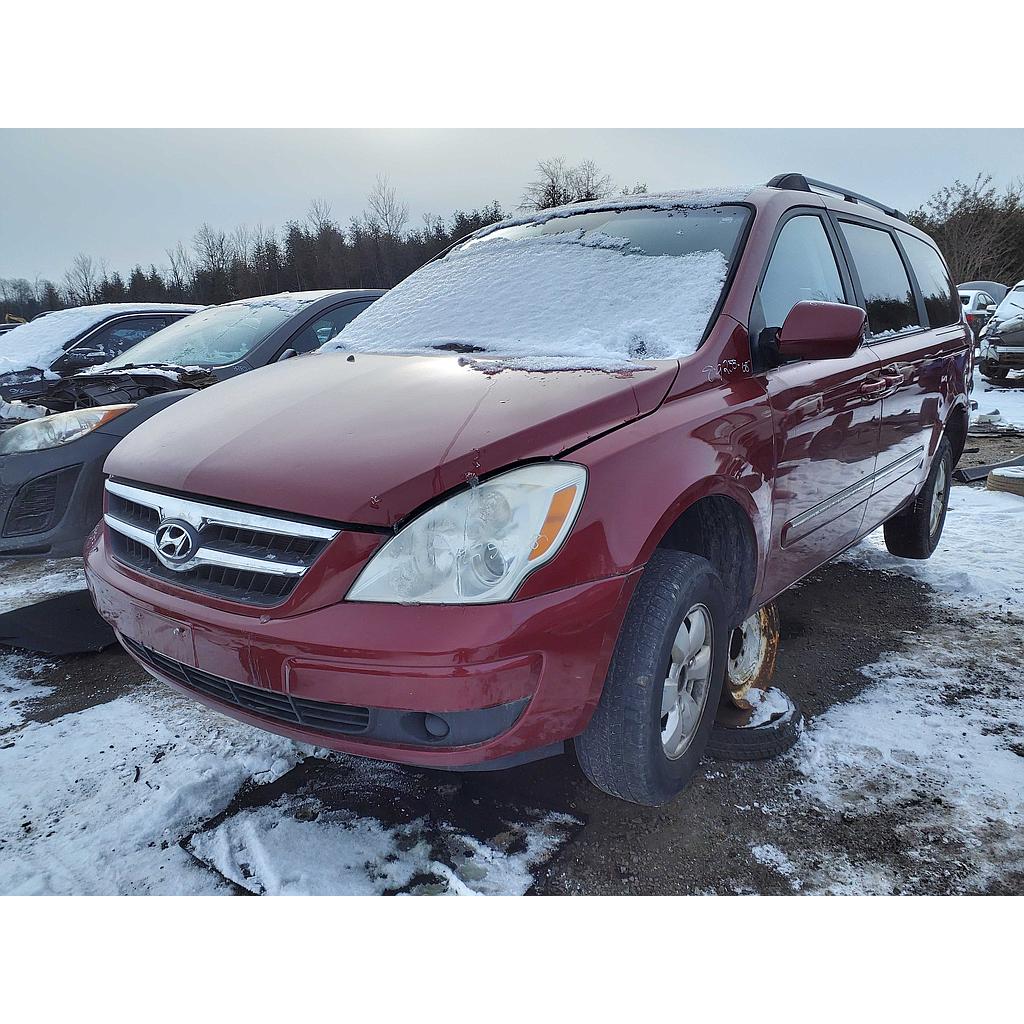 HYUNDAI ENTOURAGE 2008