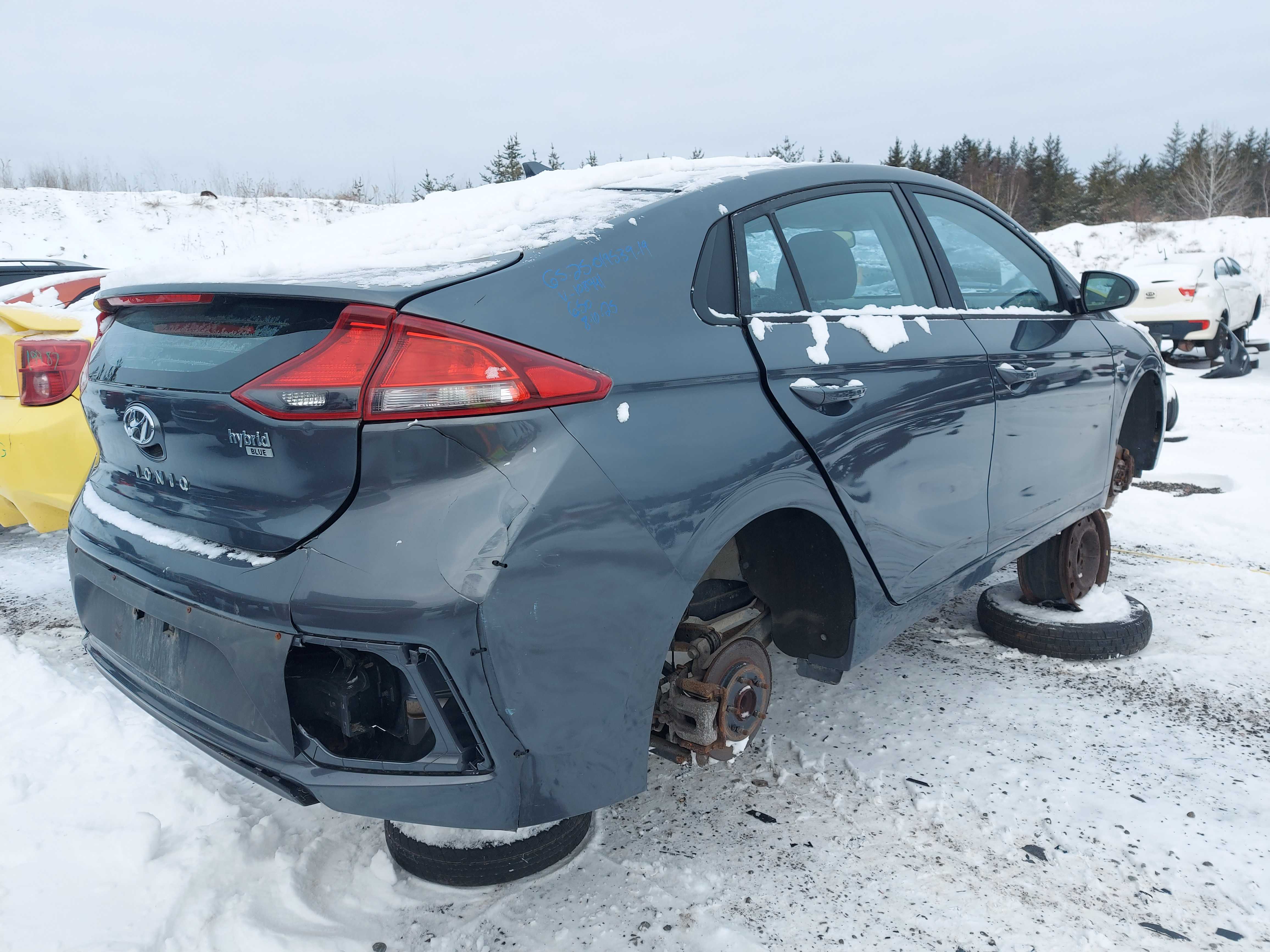 HYUNDAI IONIQ HYBRID 2019
