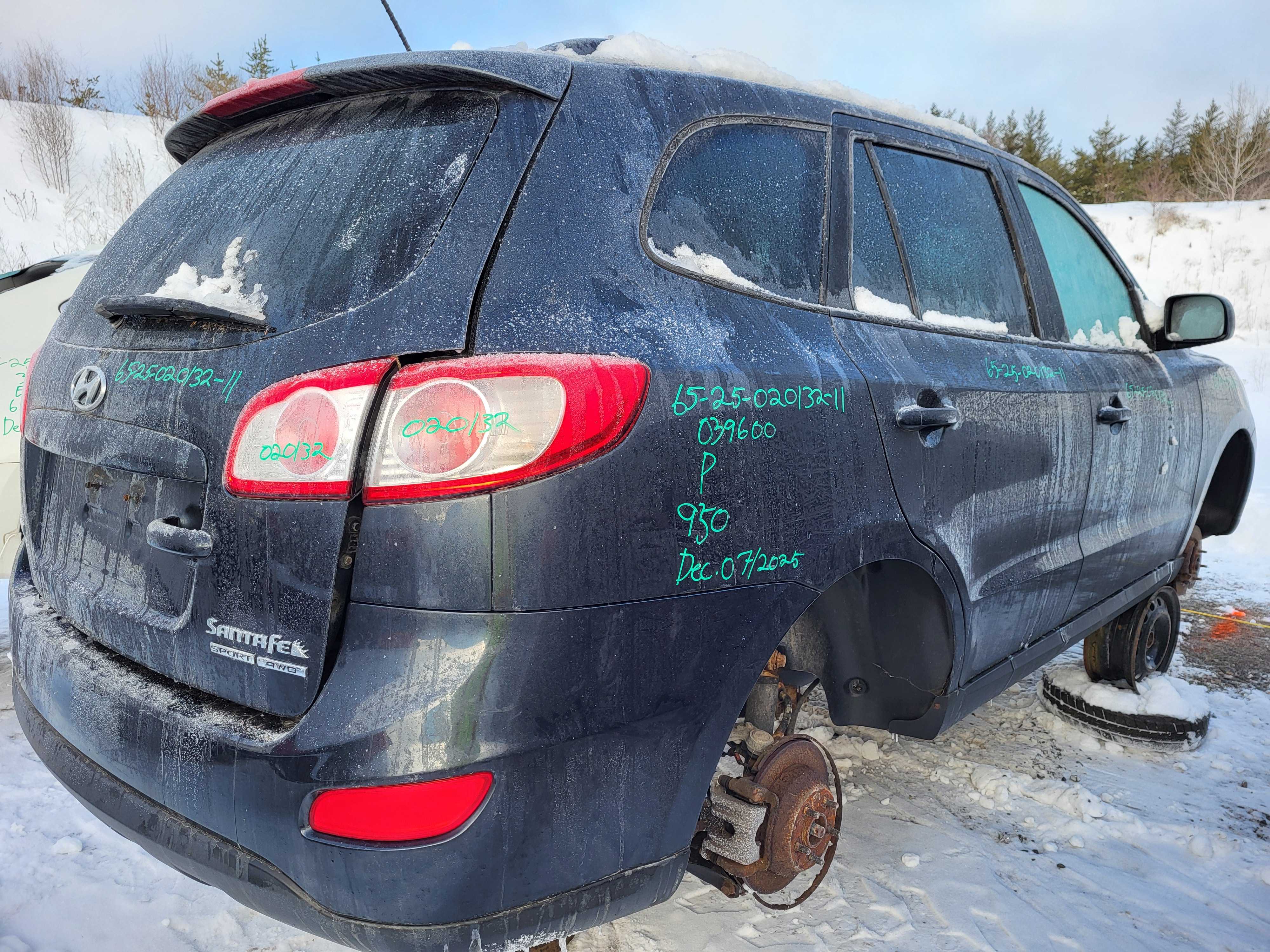 HYUNDAI SANTA FE 2011