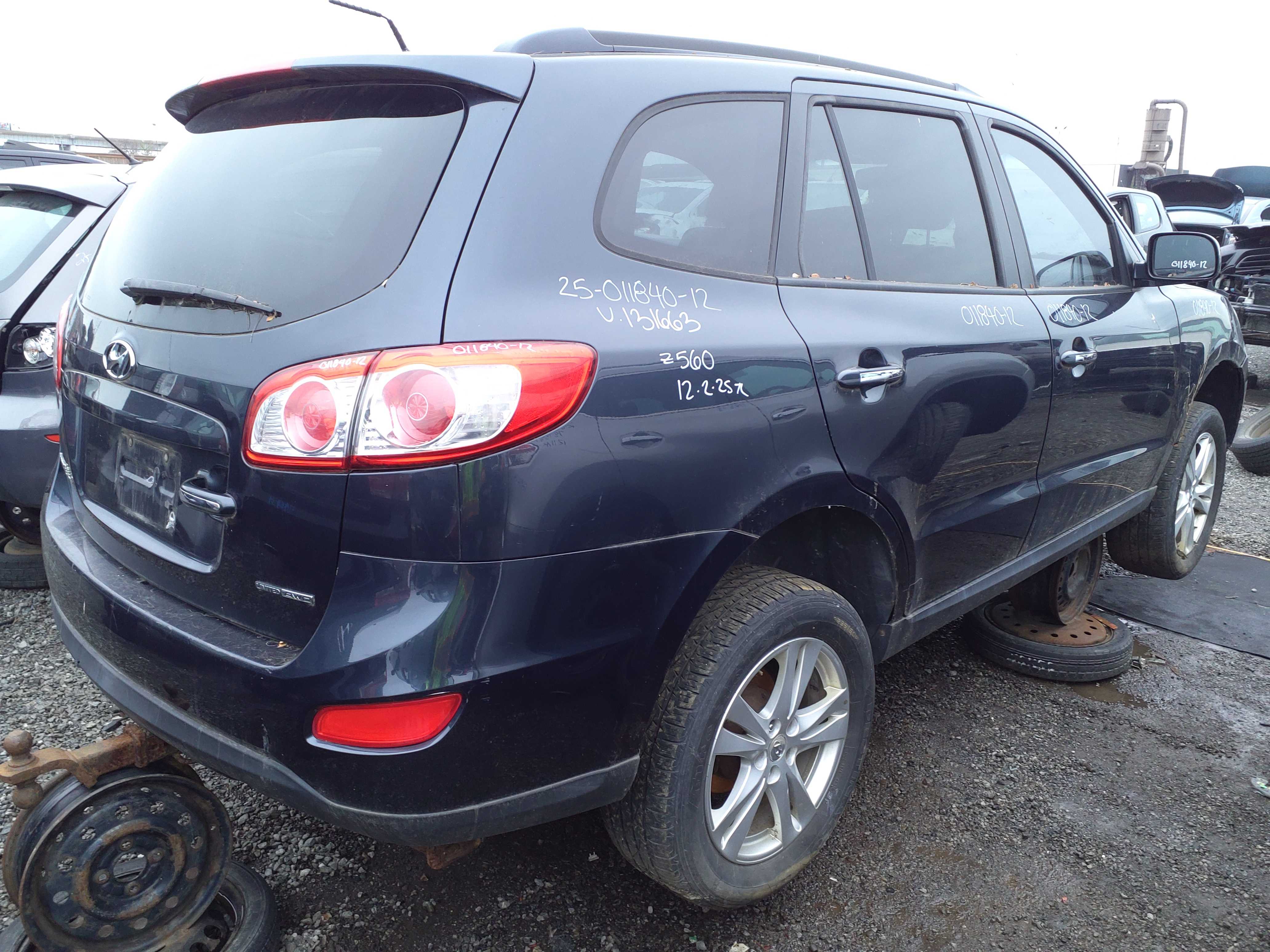 HYUNDAI SANTA FE 2012