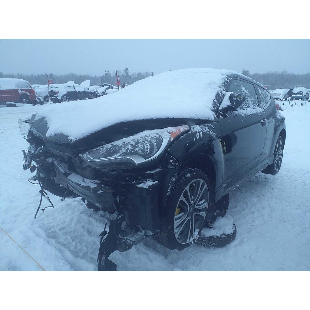 HYUNDAI VELOSTER 2016