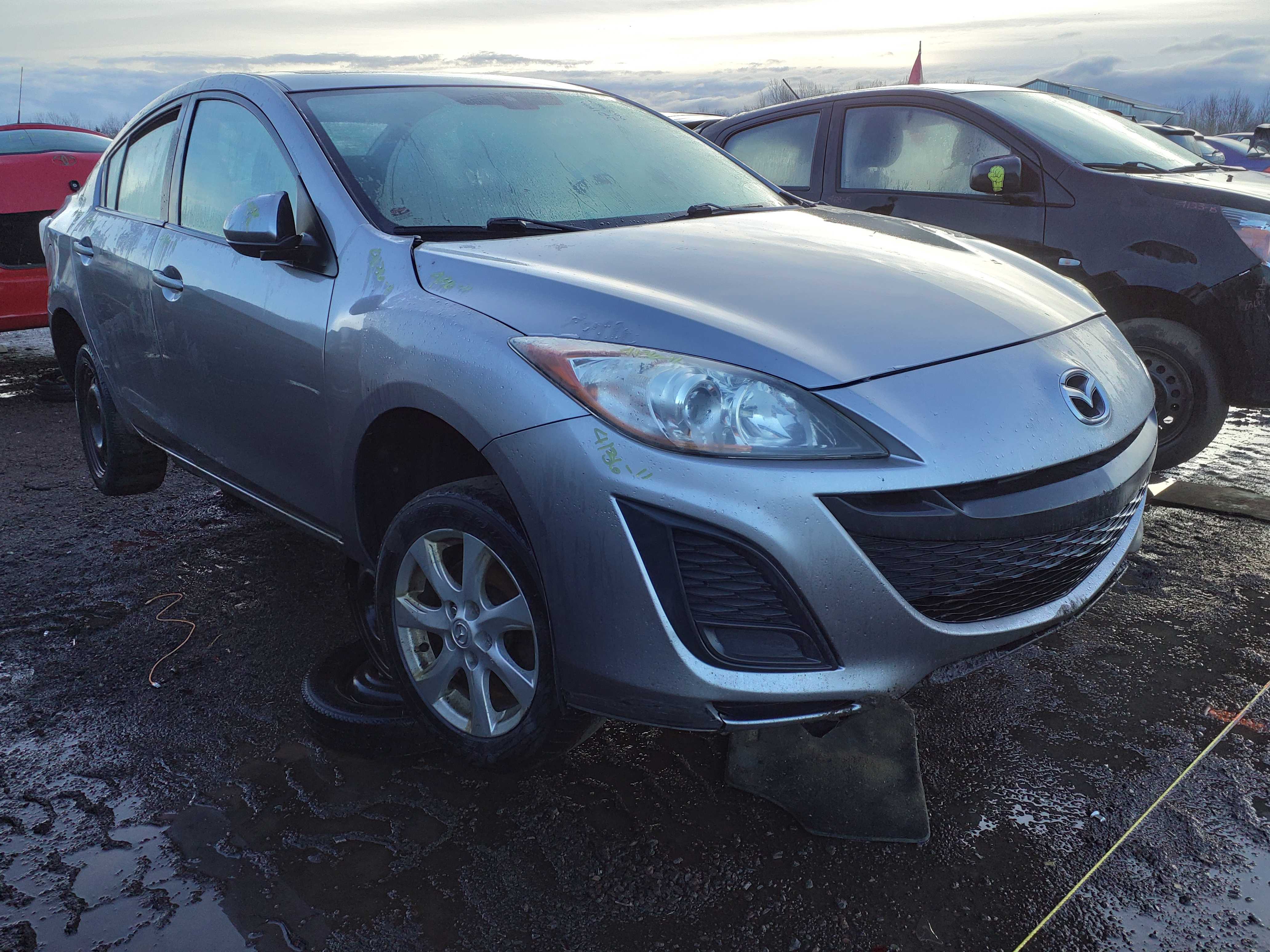 MAZDA MAZDA3 2011