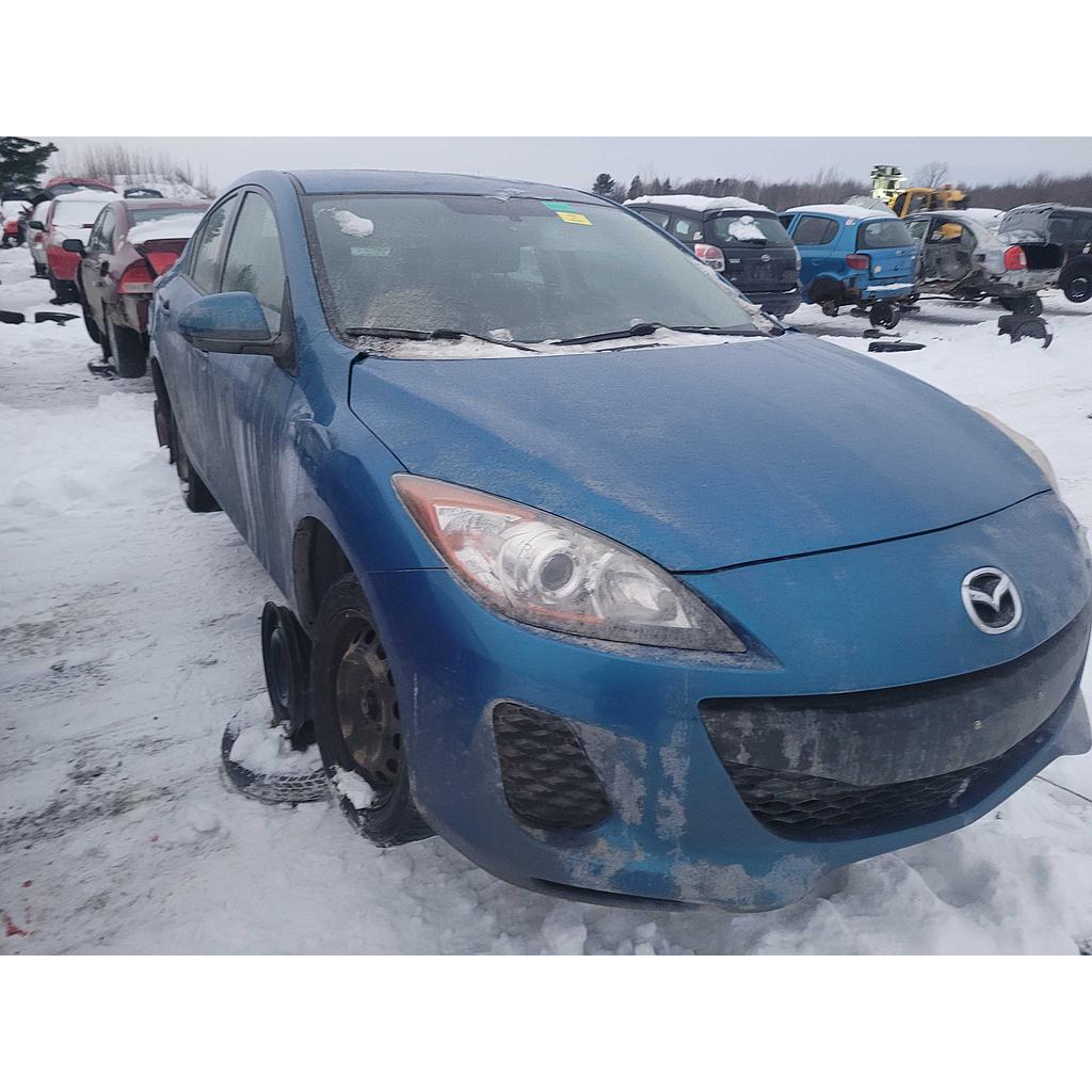 MAZDA MAZDA3 2013