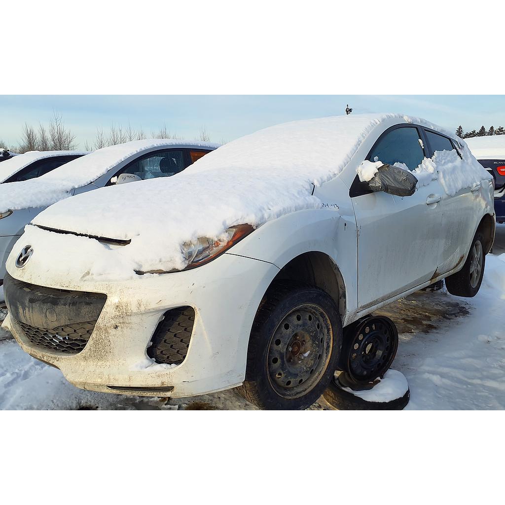 MAZDA MAZDA3 2013