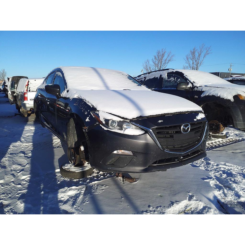 MAZDA MAZDA3 2015