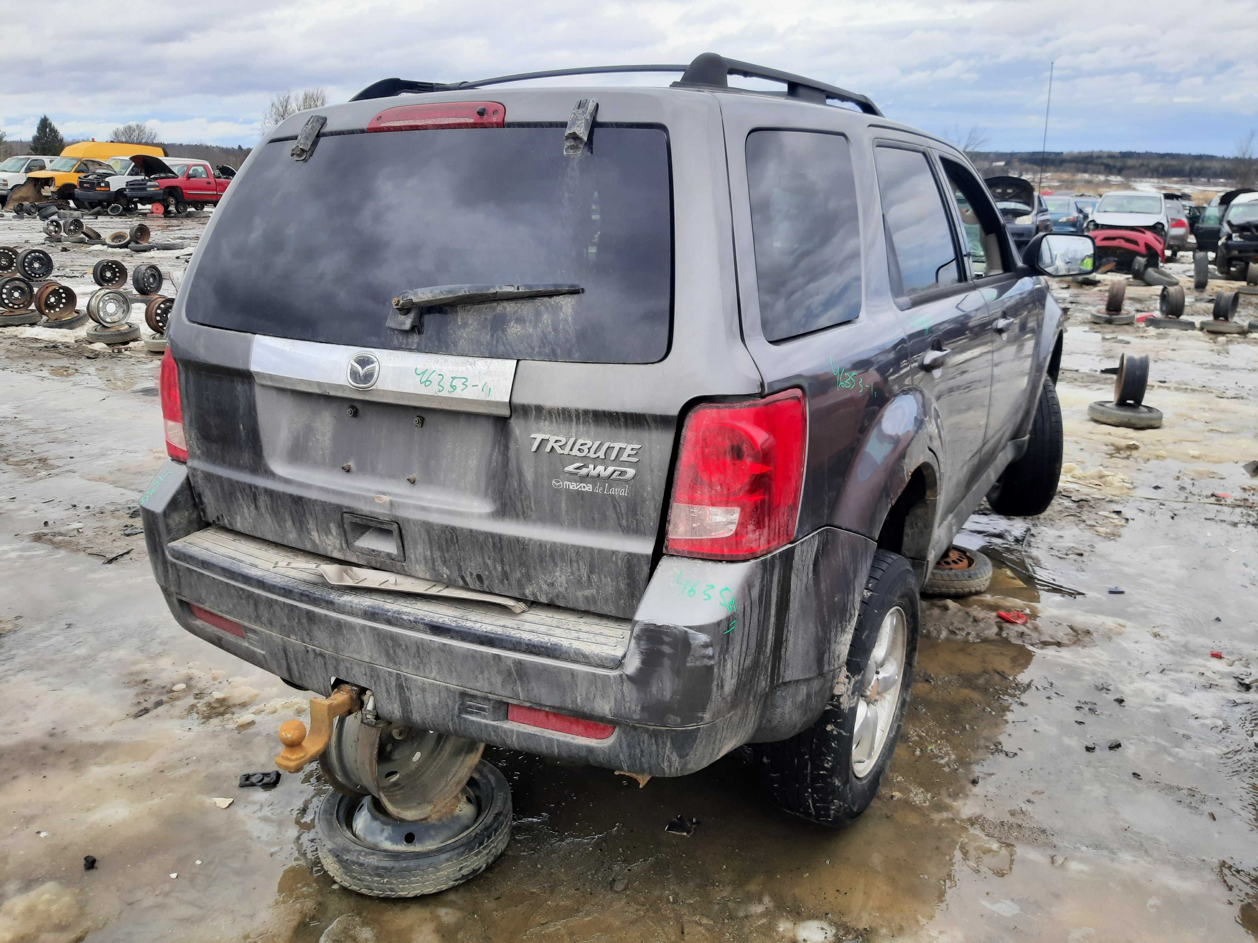 MAZDA TRIBUTE 2011