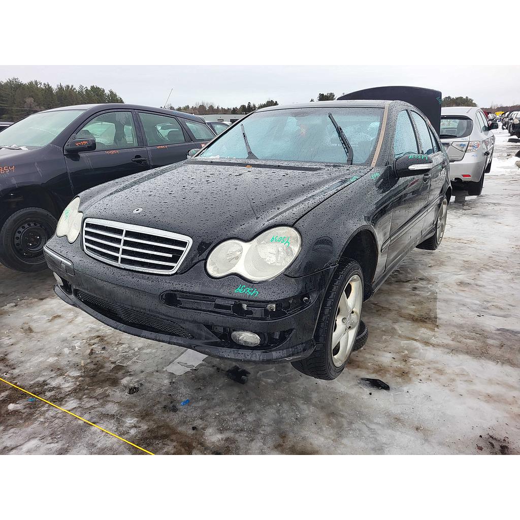 MERCEDES-BENZ C-CLASS 2005