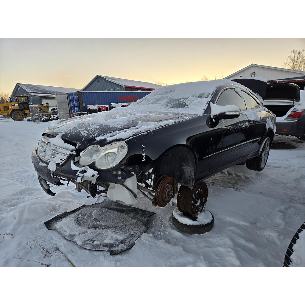 MERCEDES-BENZ CLK-CLASS 2003