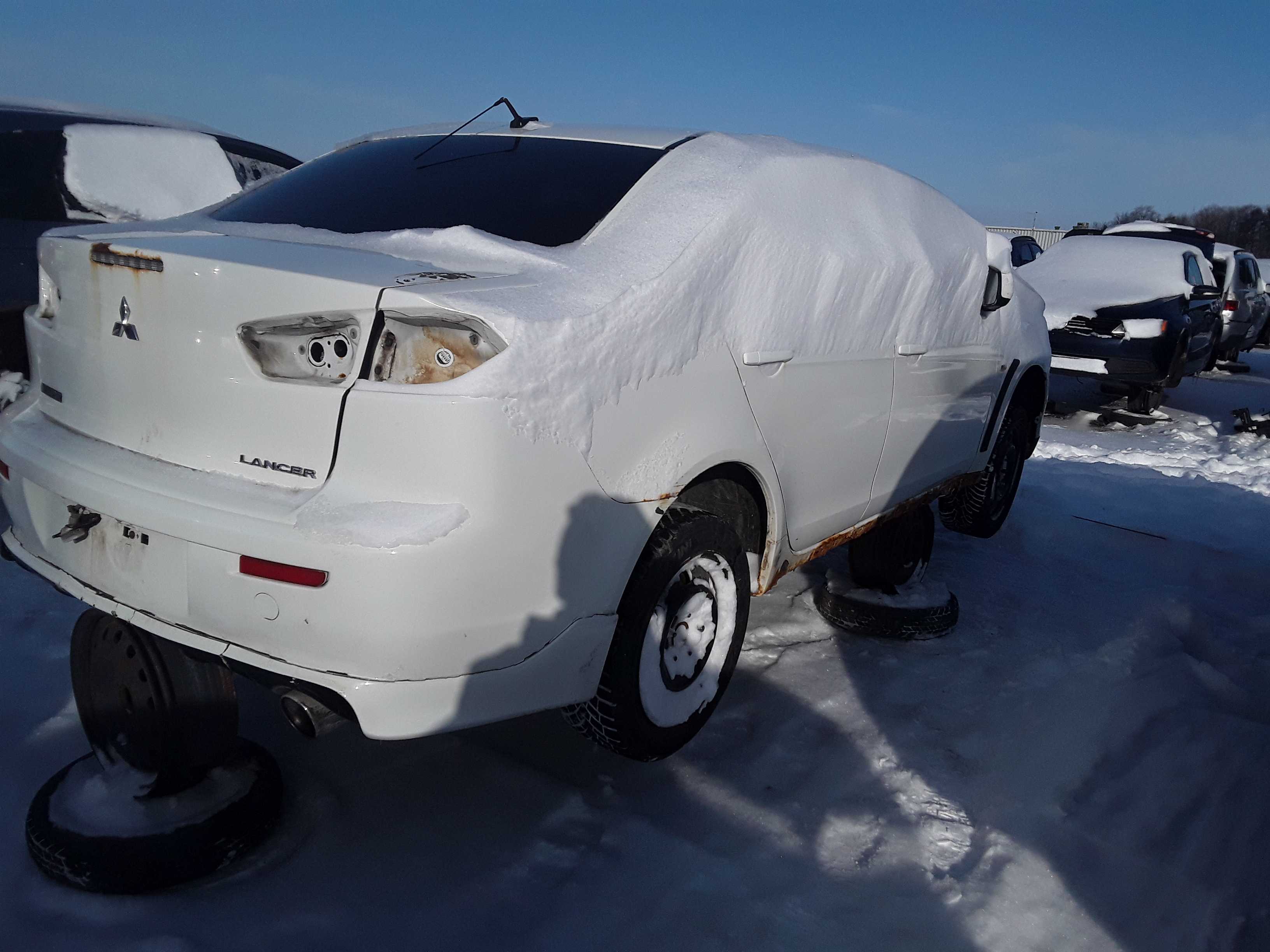 MITSUBISHI LANCER 2009