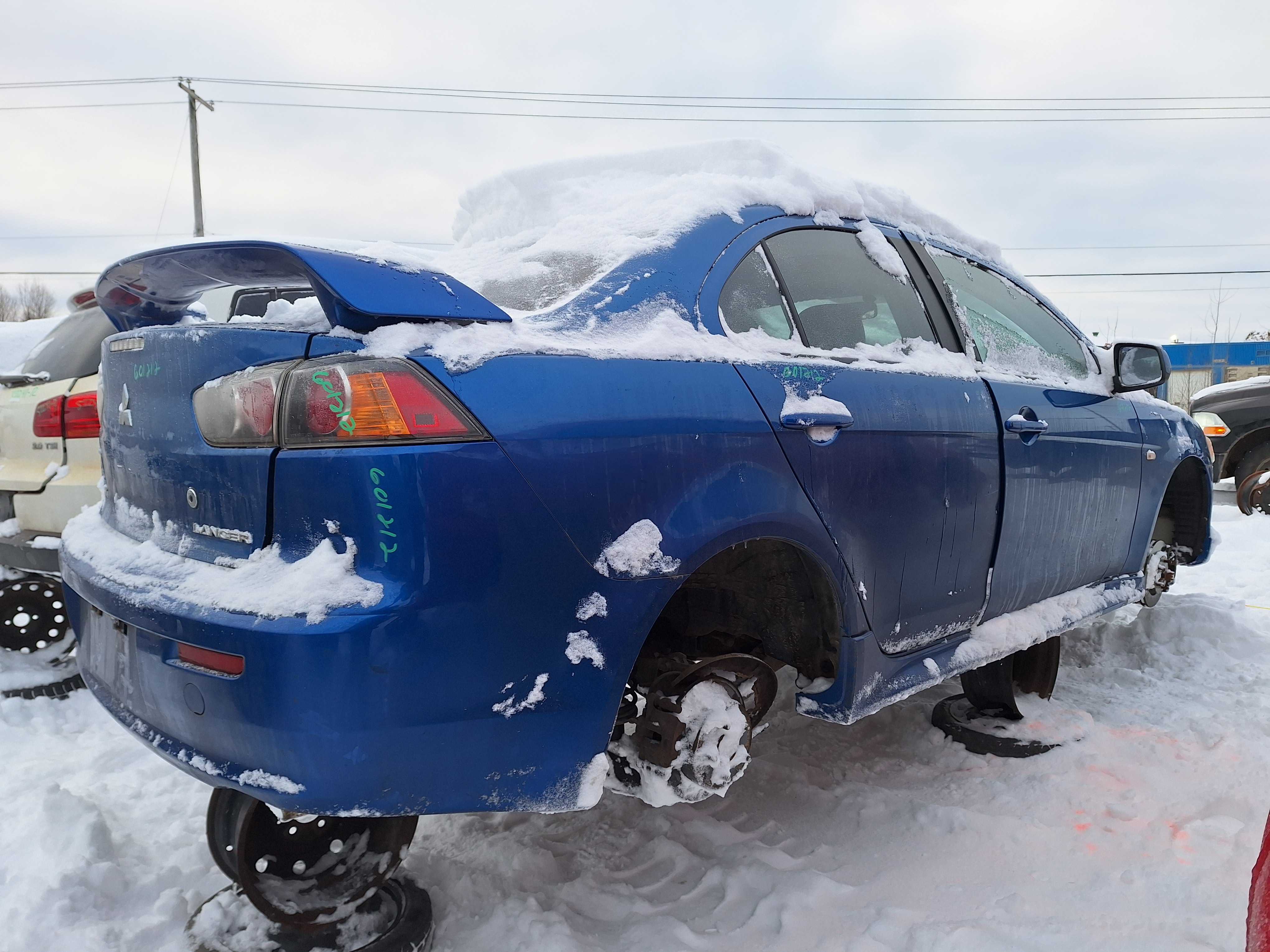 MITSUBISHI LANCER 2011