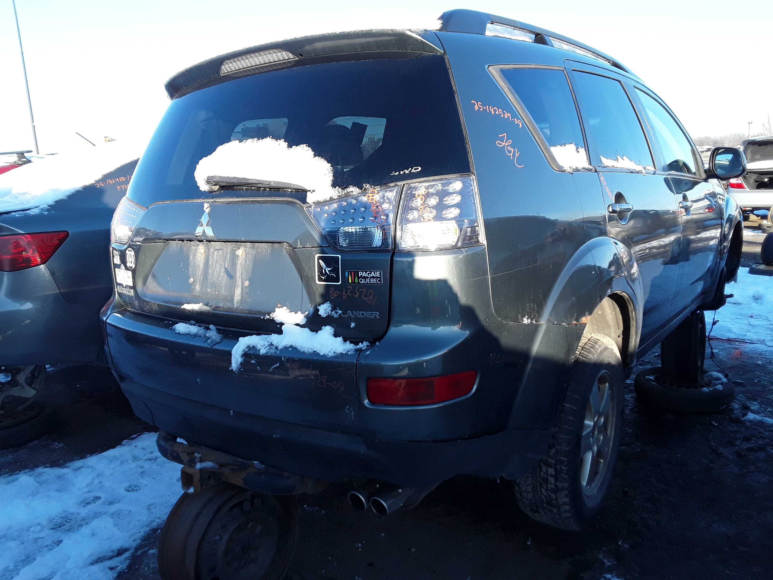 MITSUBISHI OUTLANDER 2008