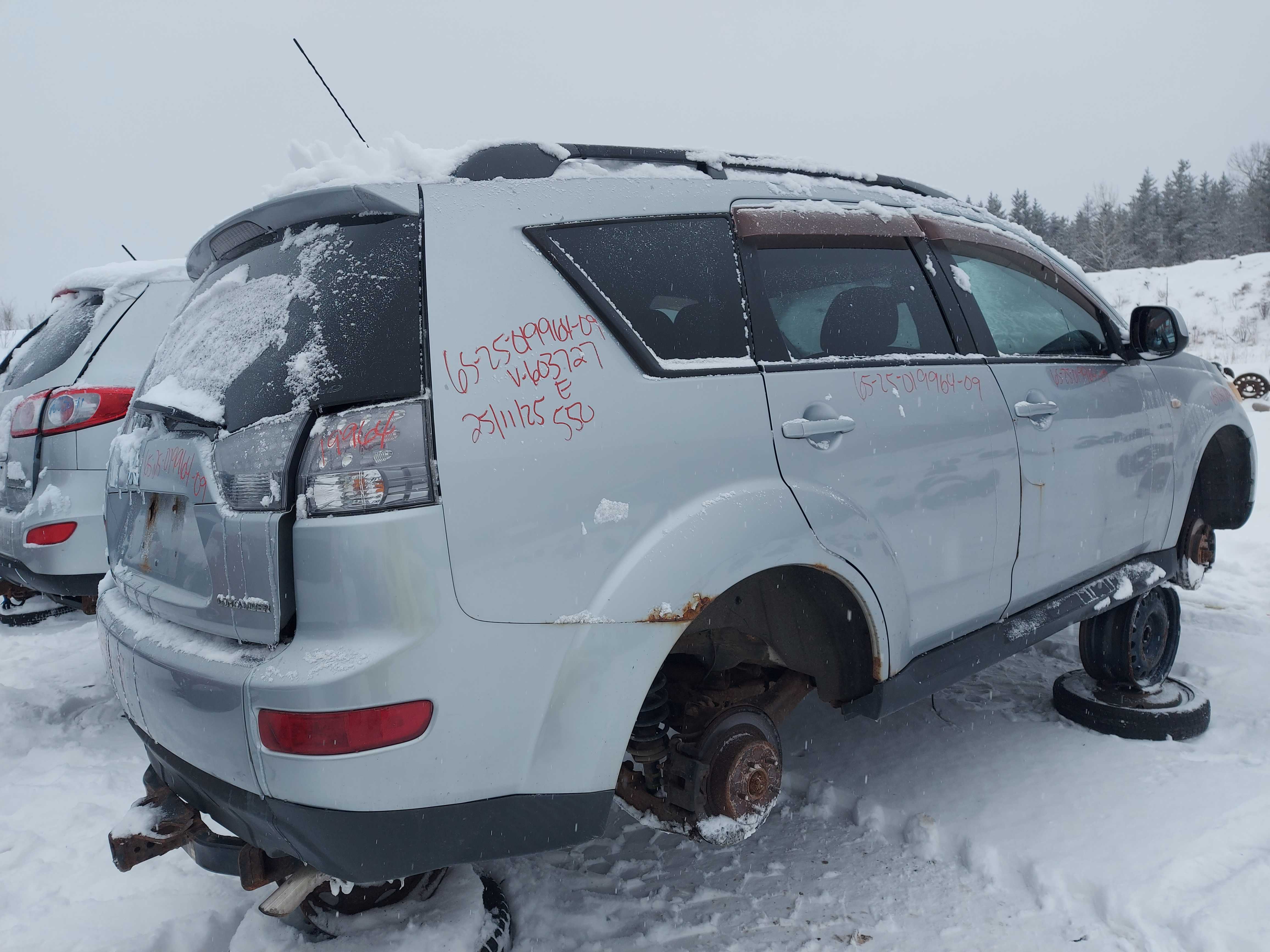 MITSUBISHI OUTLANDER 2009