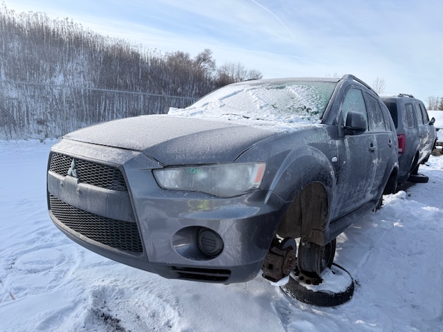 MITSUBISHI OUTLANDER 2010